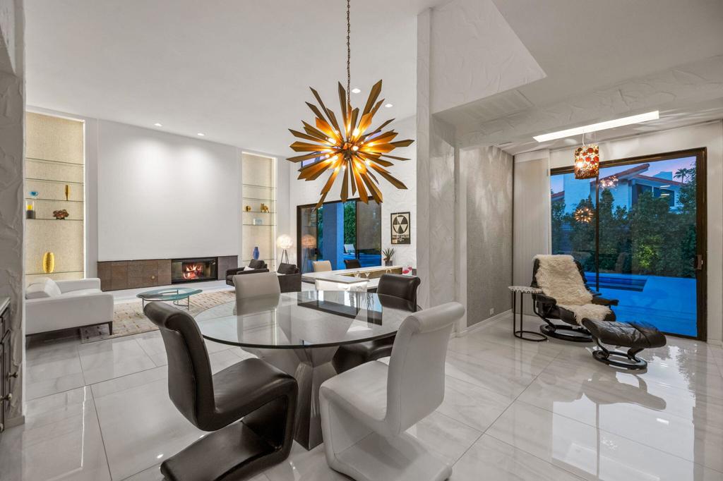 49 Mission Palms Drive E