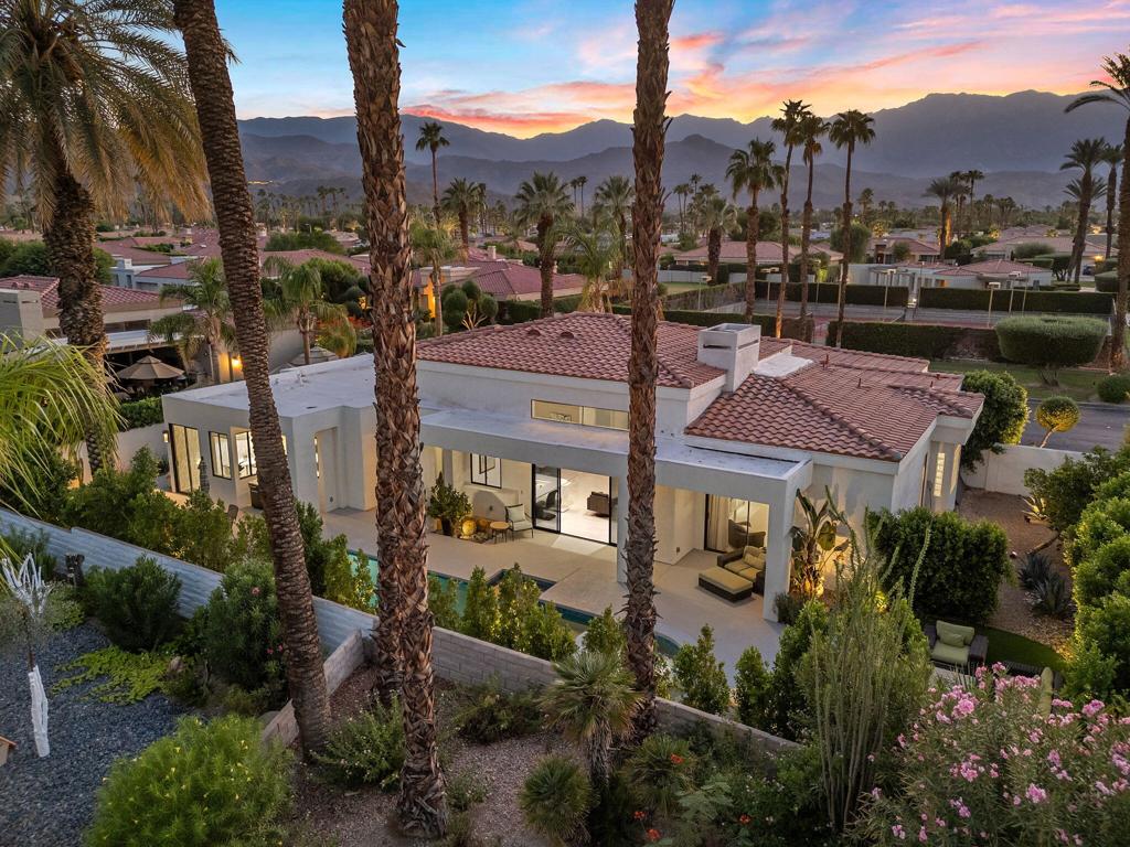 49 Mission Palms Drive E