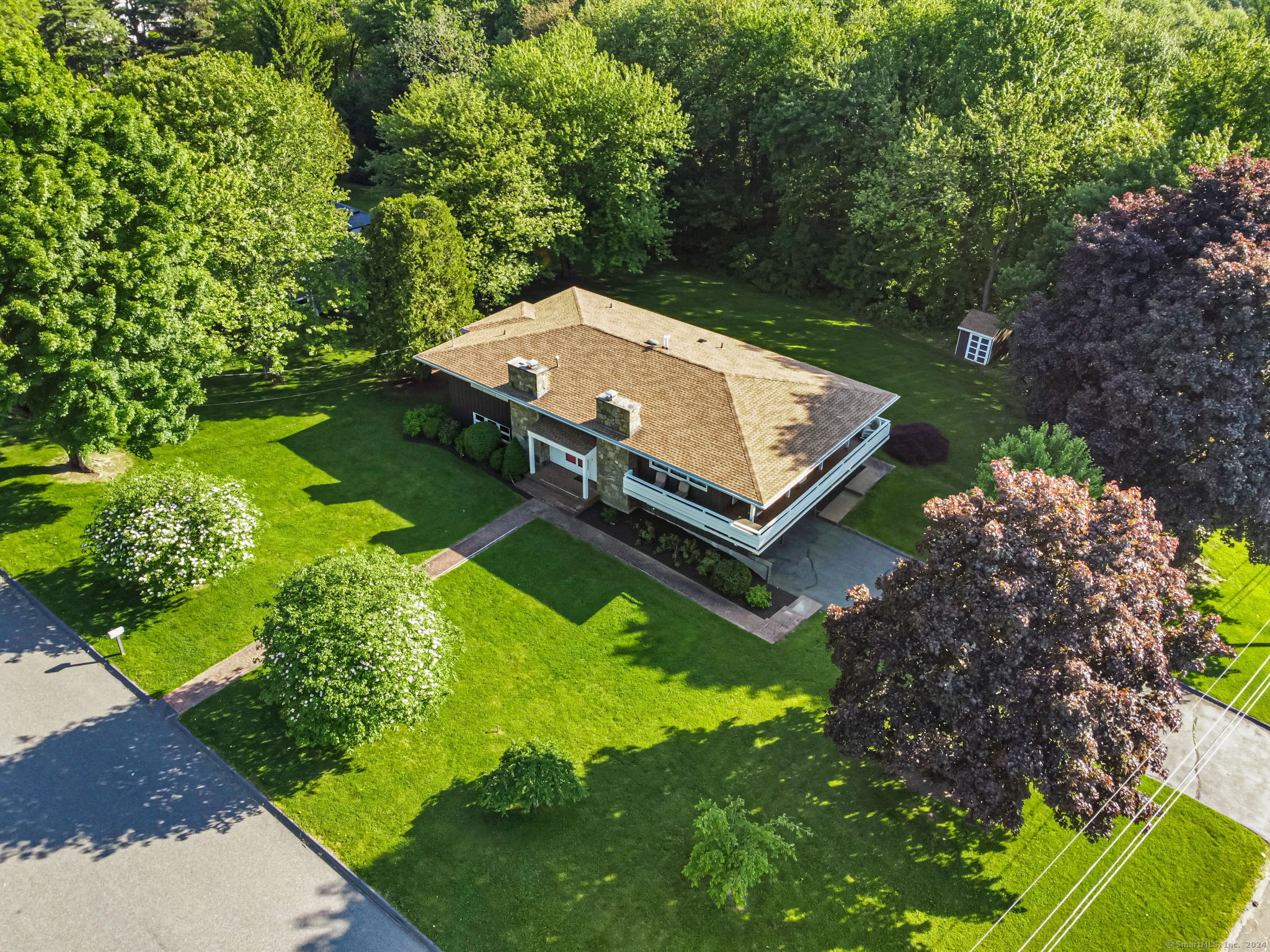 100 Roosevelt Drive
