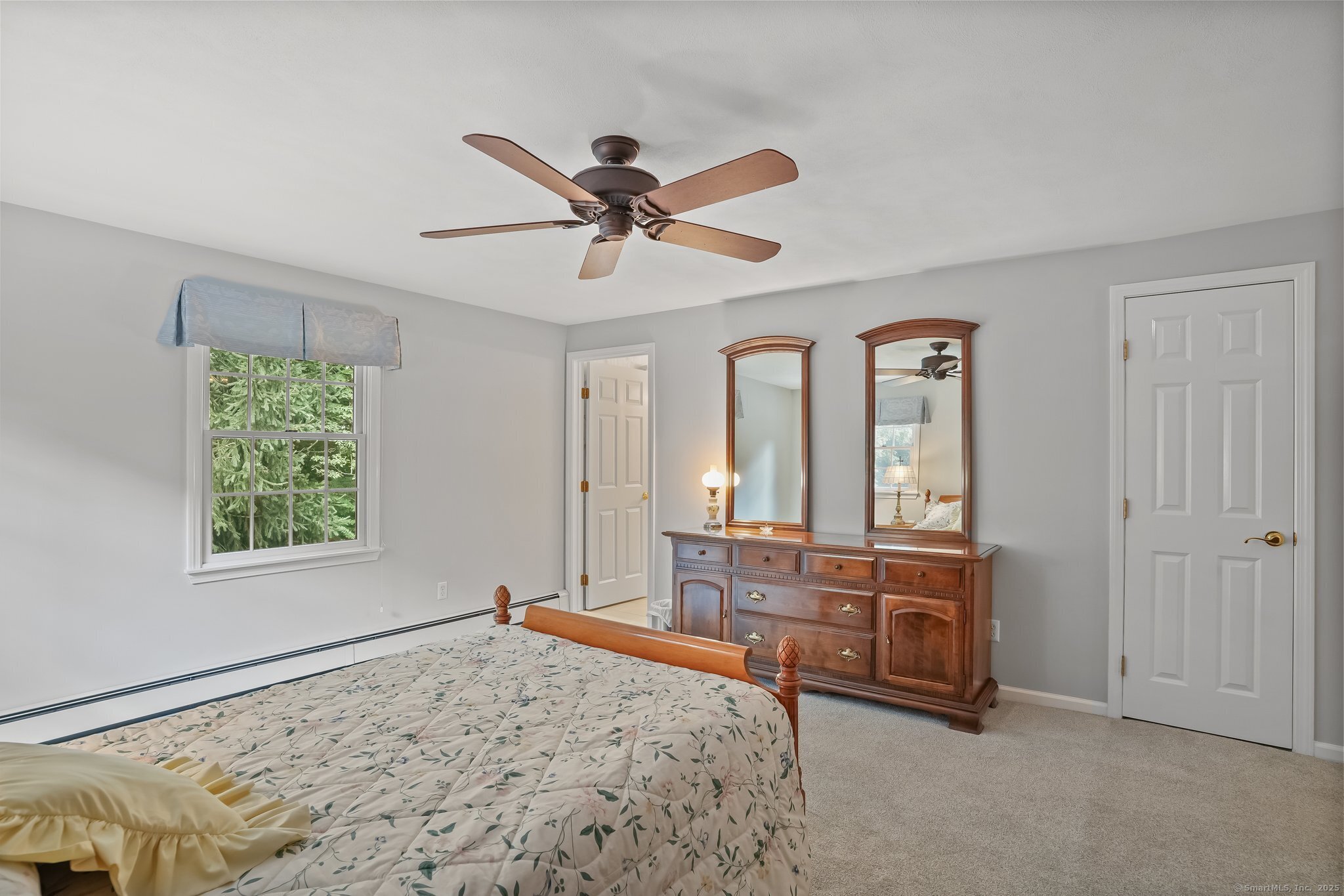 6 Robert Frost Drive
