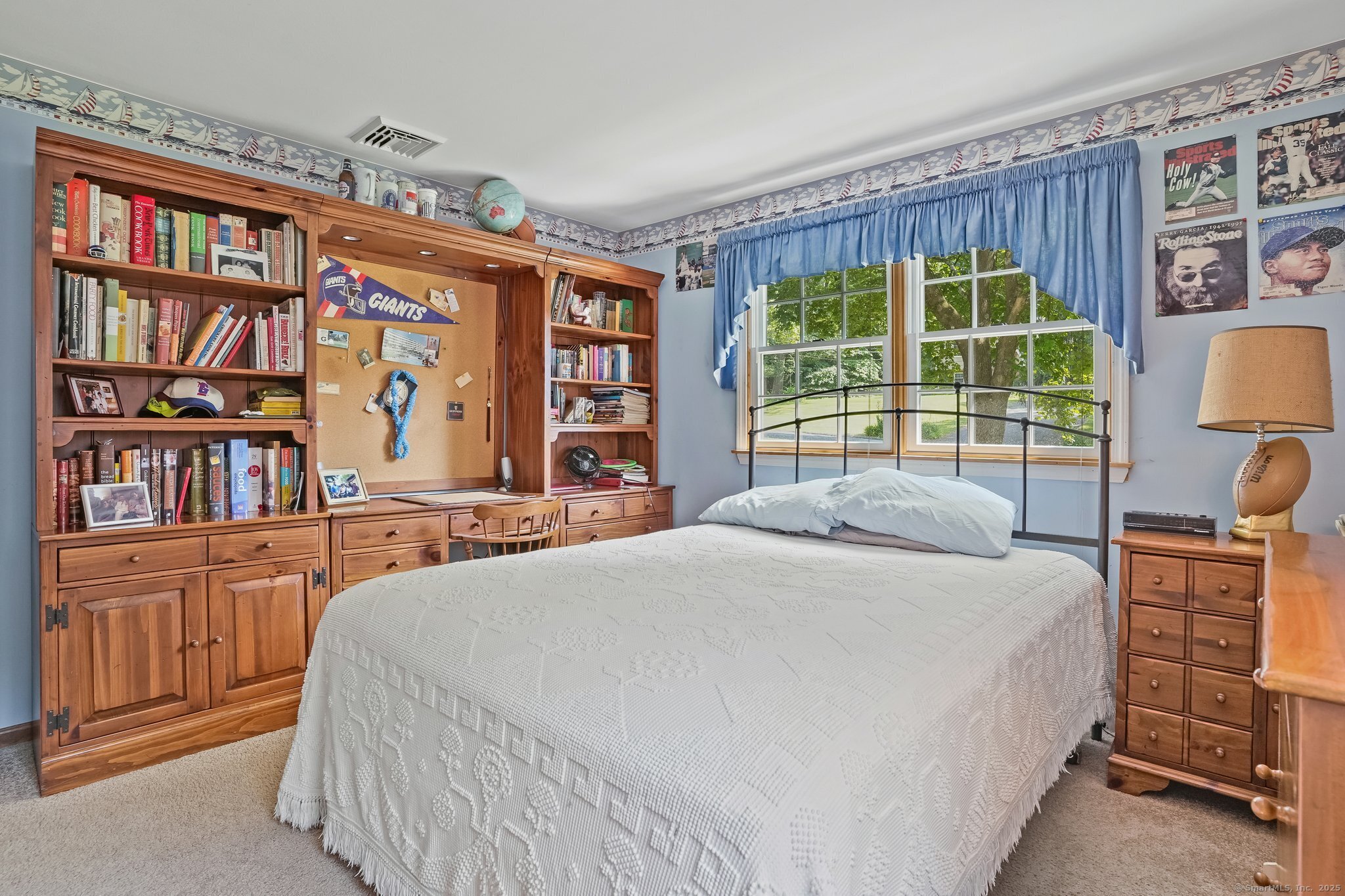6 Robert Frost Drive