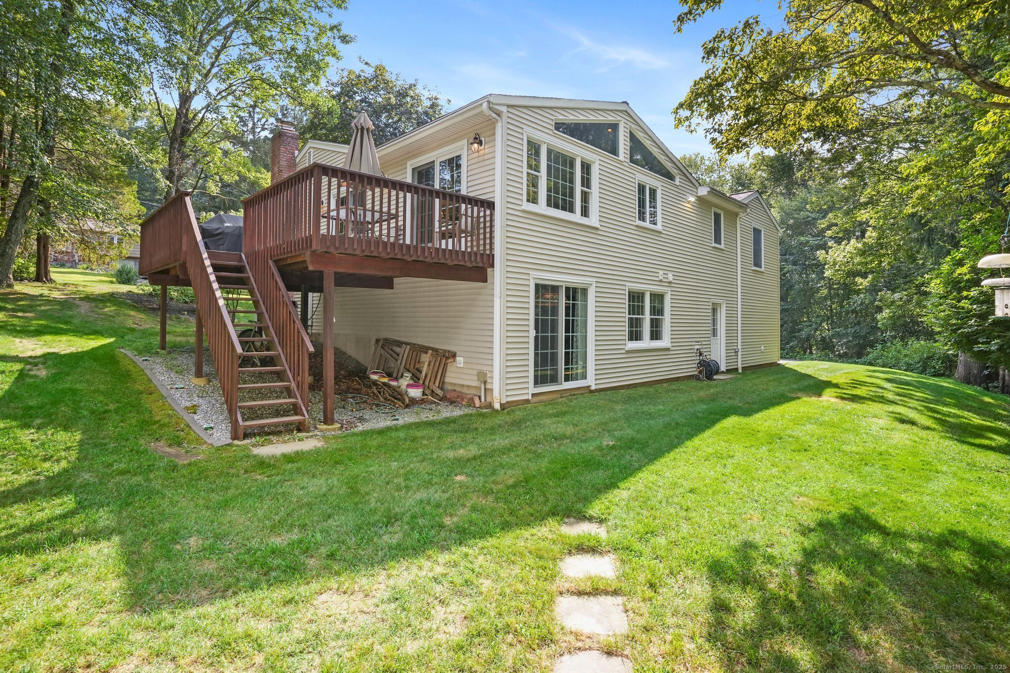 6 Robert Frost Drive