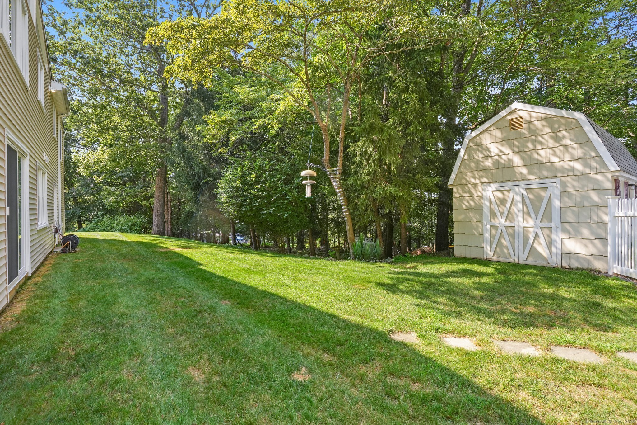 6 Robert Frost Drive