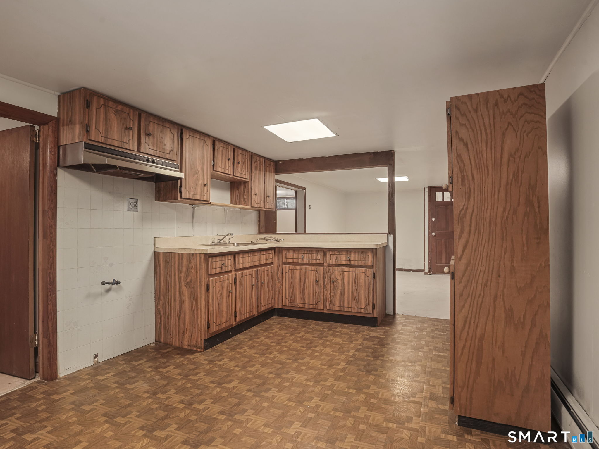 1037 South Avenue