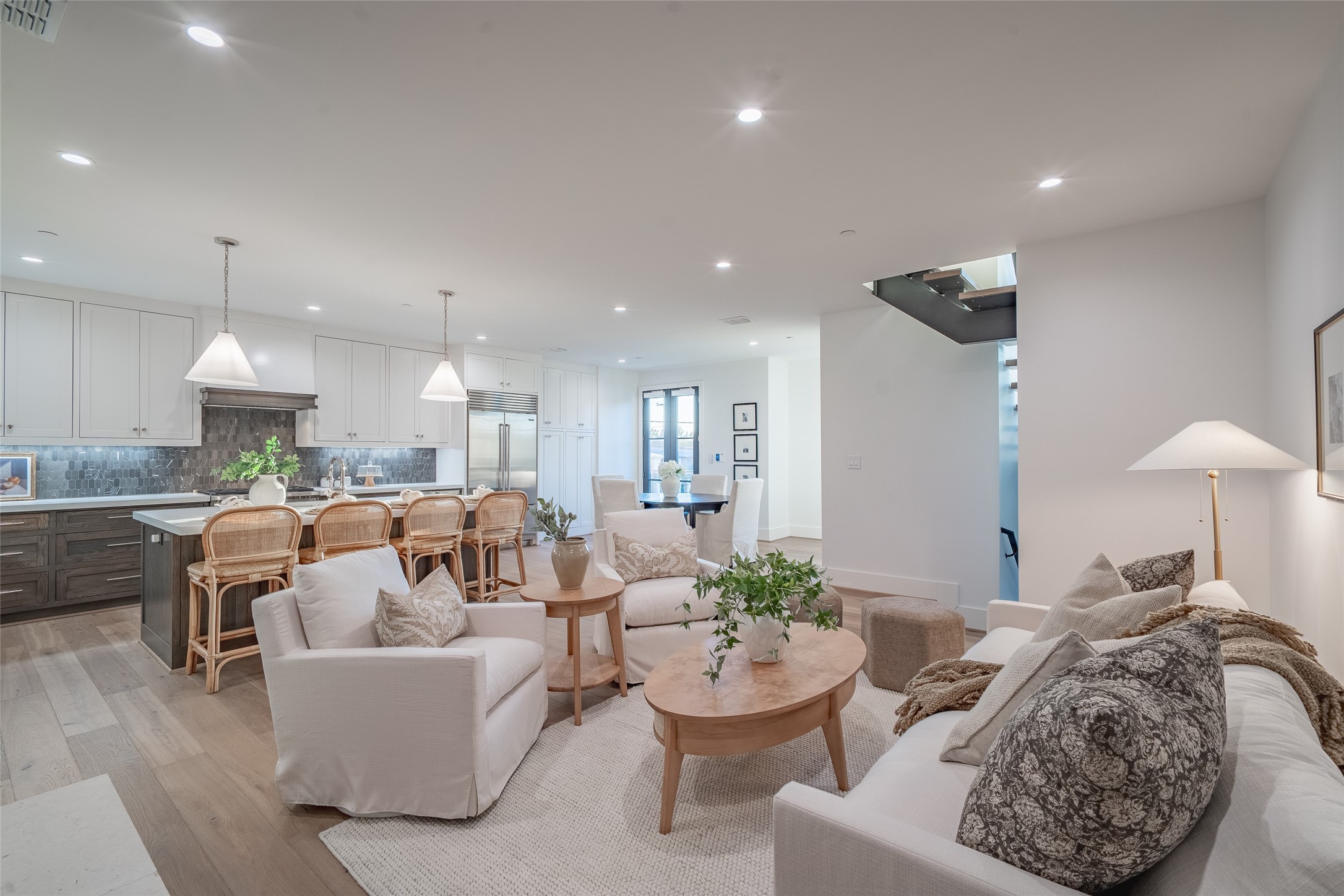 3428 Daniel Avenue 2