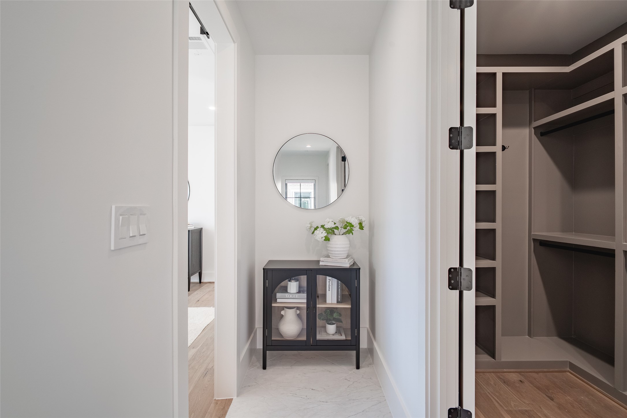 4525 Emerson Avenue 4