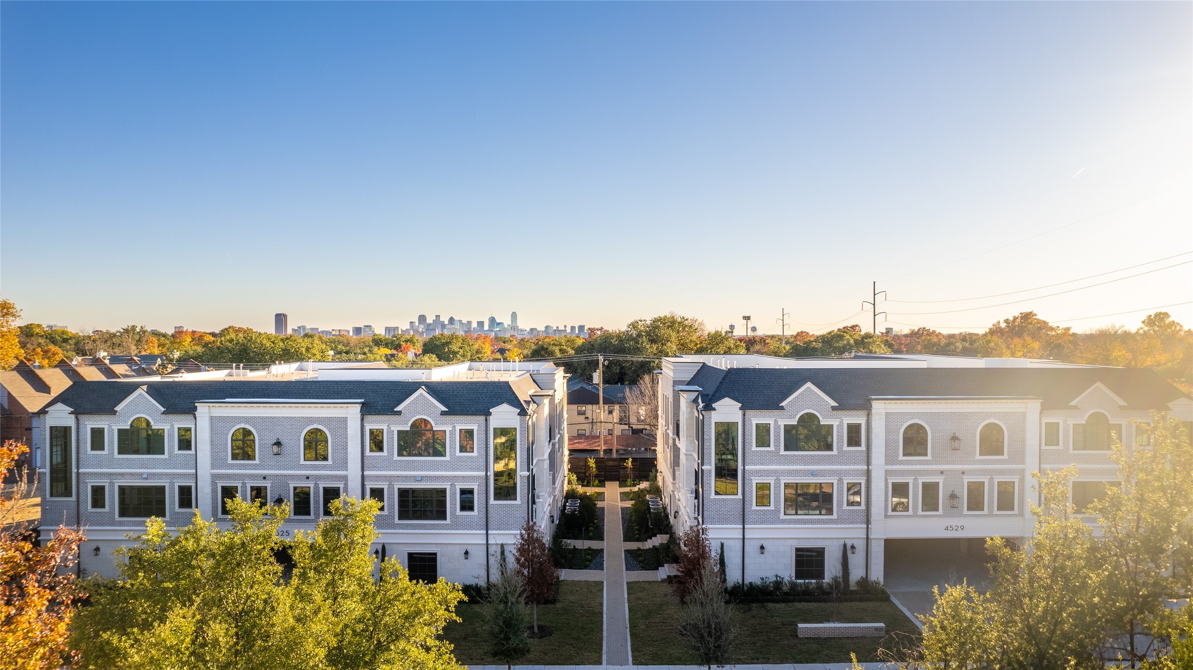 4525 Emerson Avenue 5