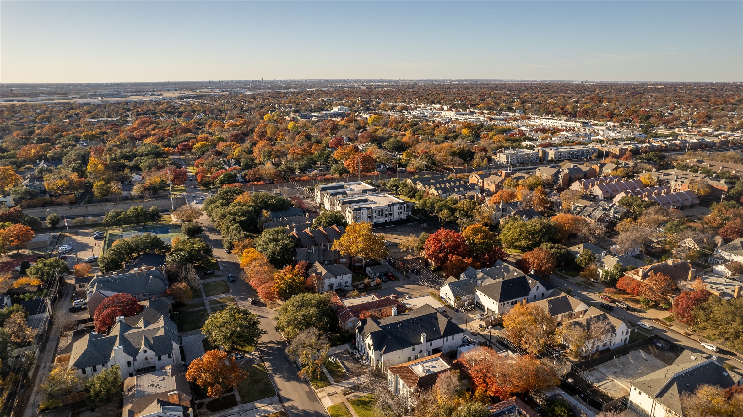 4525 Emerson Avenue 5