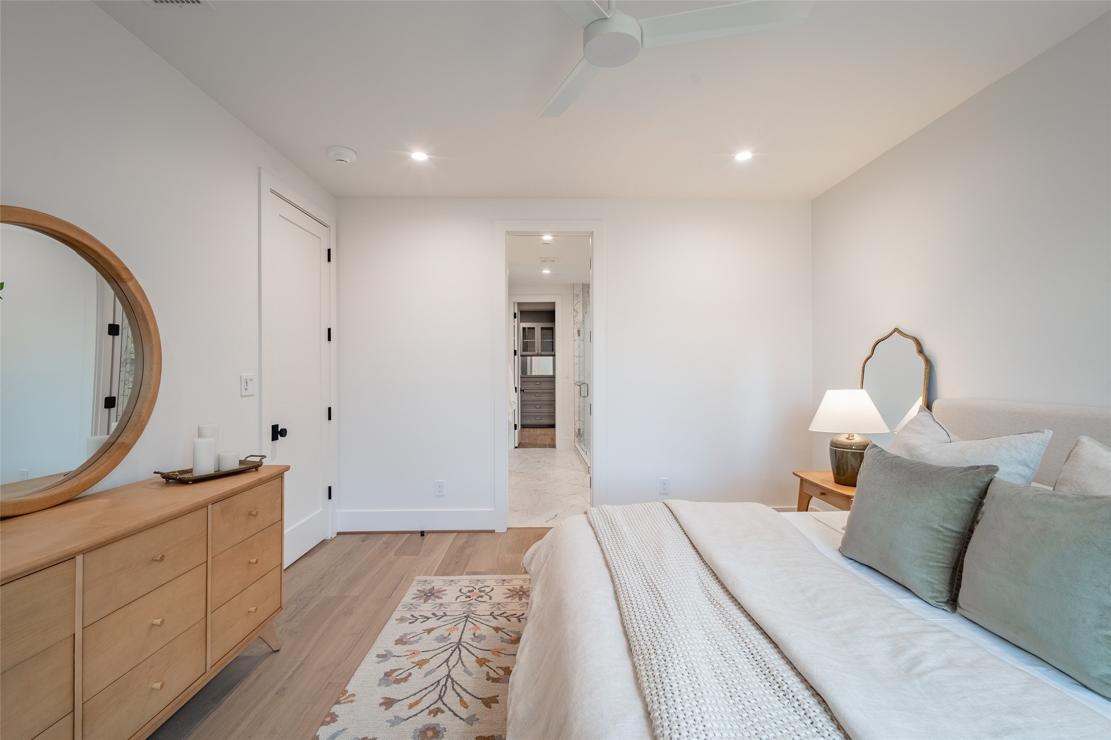 4525 Emerson Avenue 7