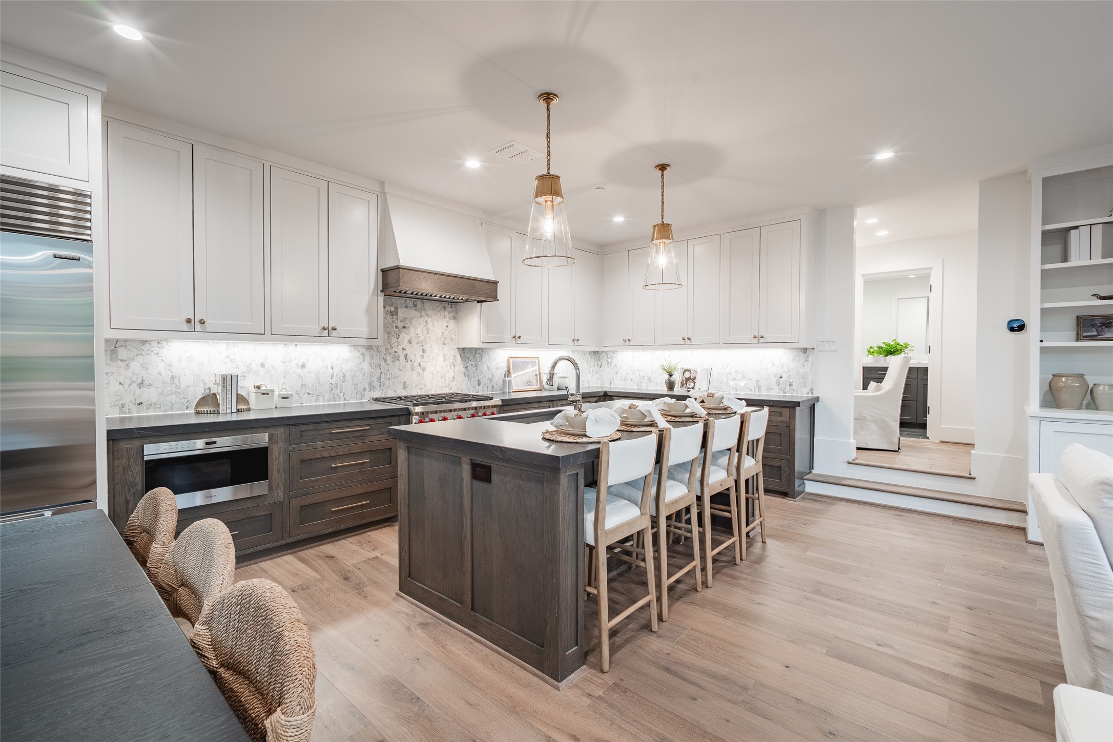 4529 Emerson Avenue 1