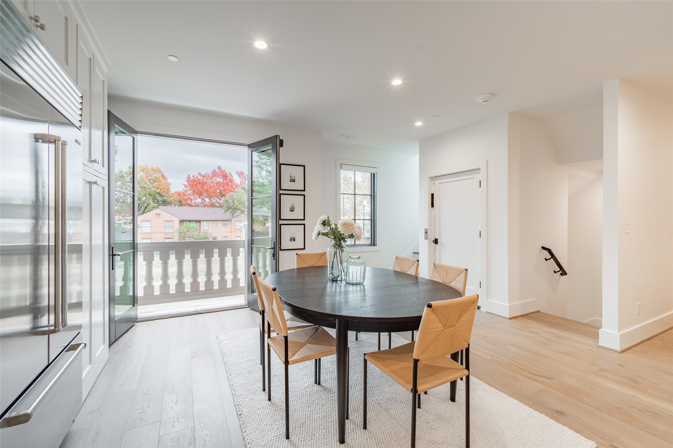 4529 Emerson Avenue 2