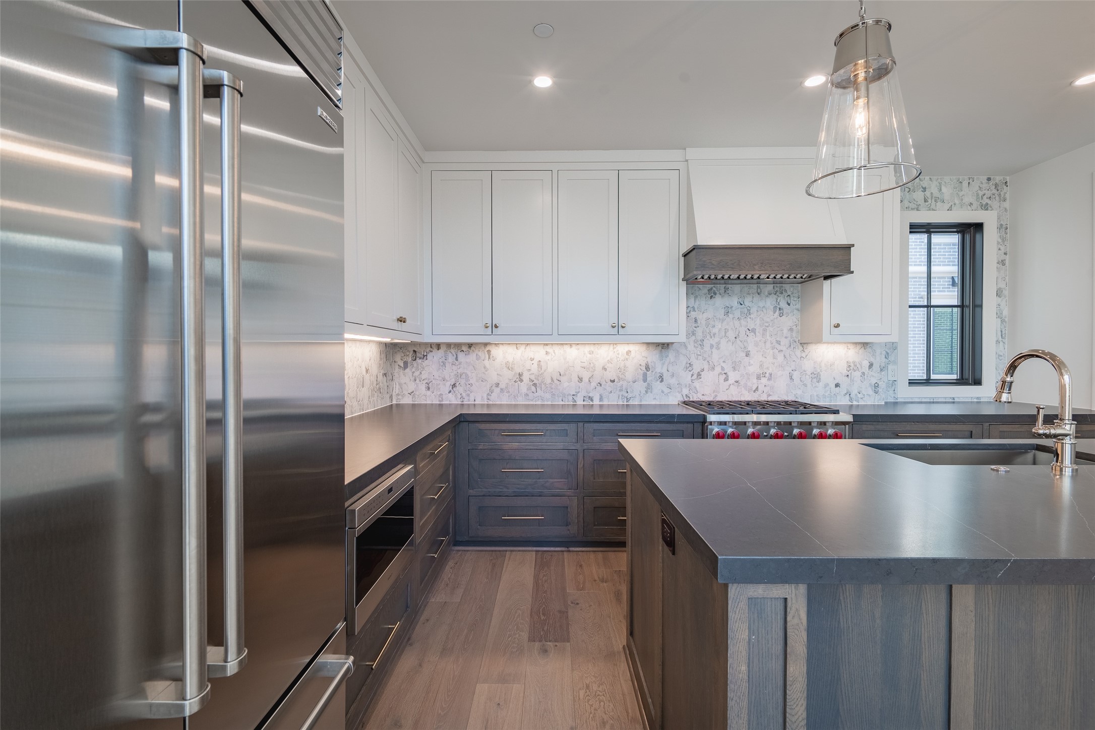 4529 Emerson Avenue 7