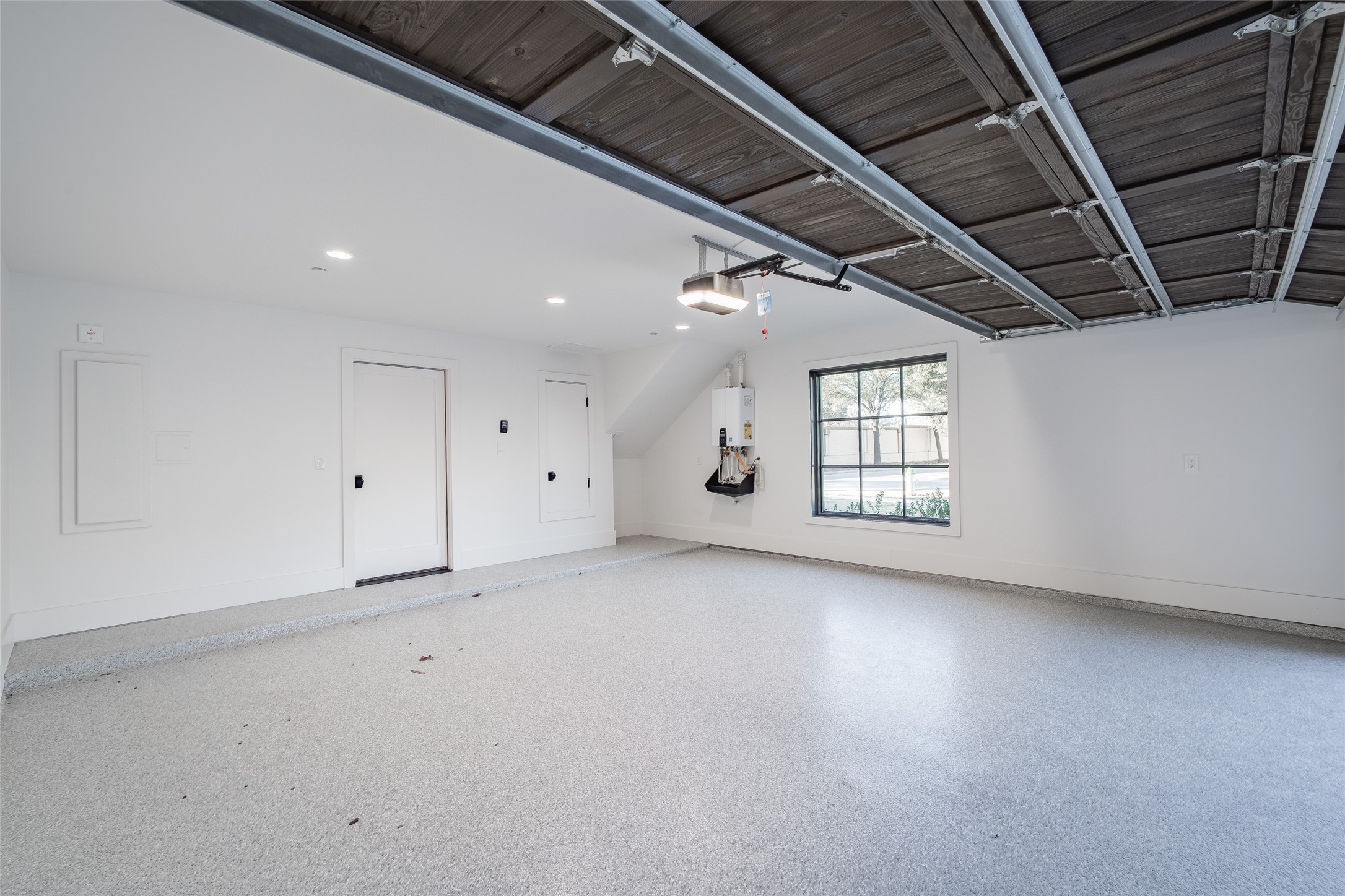 4529 Emerson Avenue 9