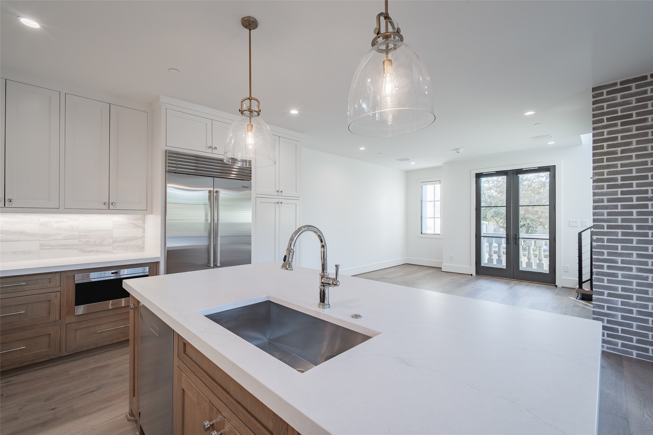 4529 Emerson Avenue 9