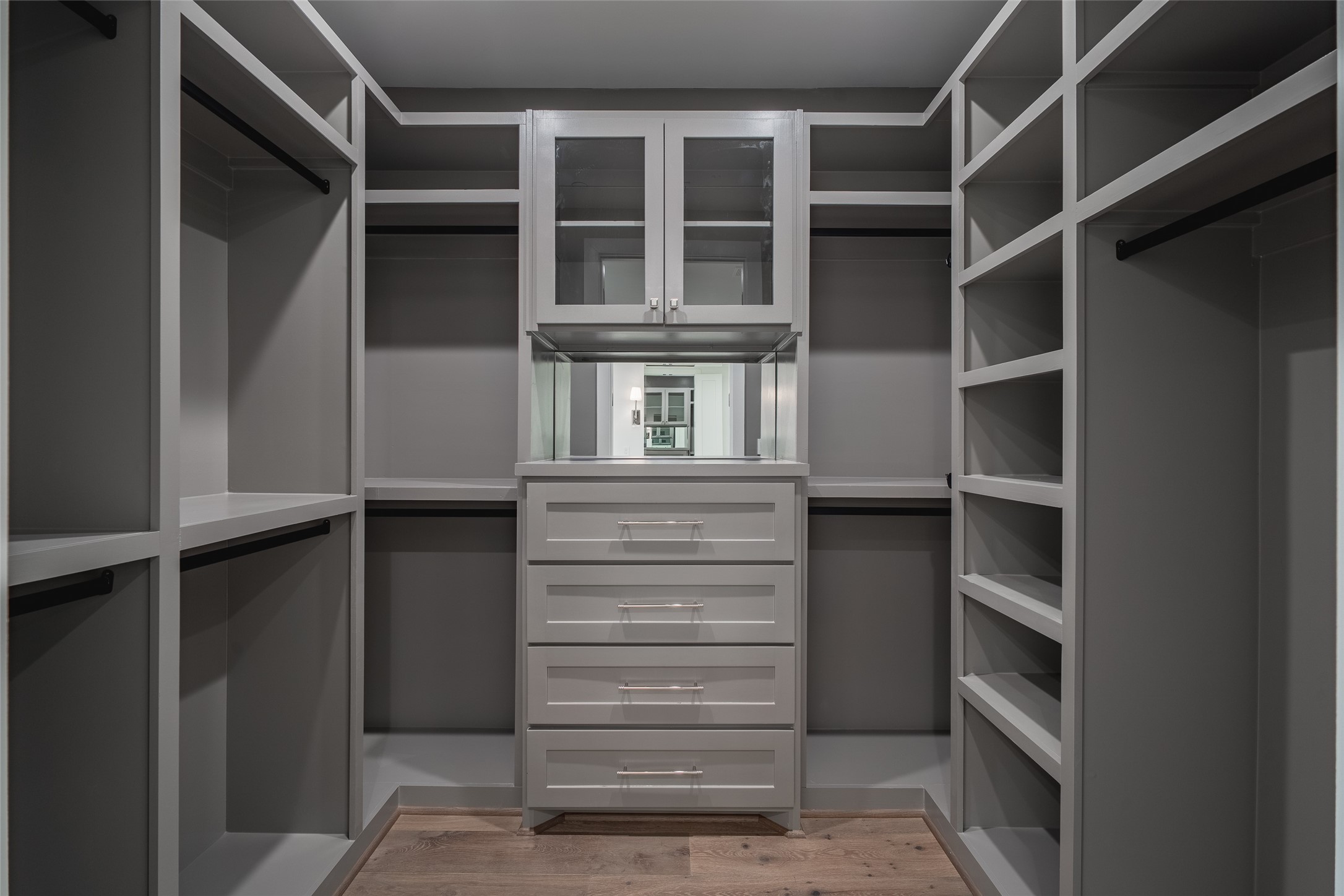 4529 Emerson Avenue 9