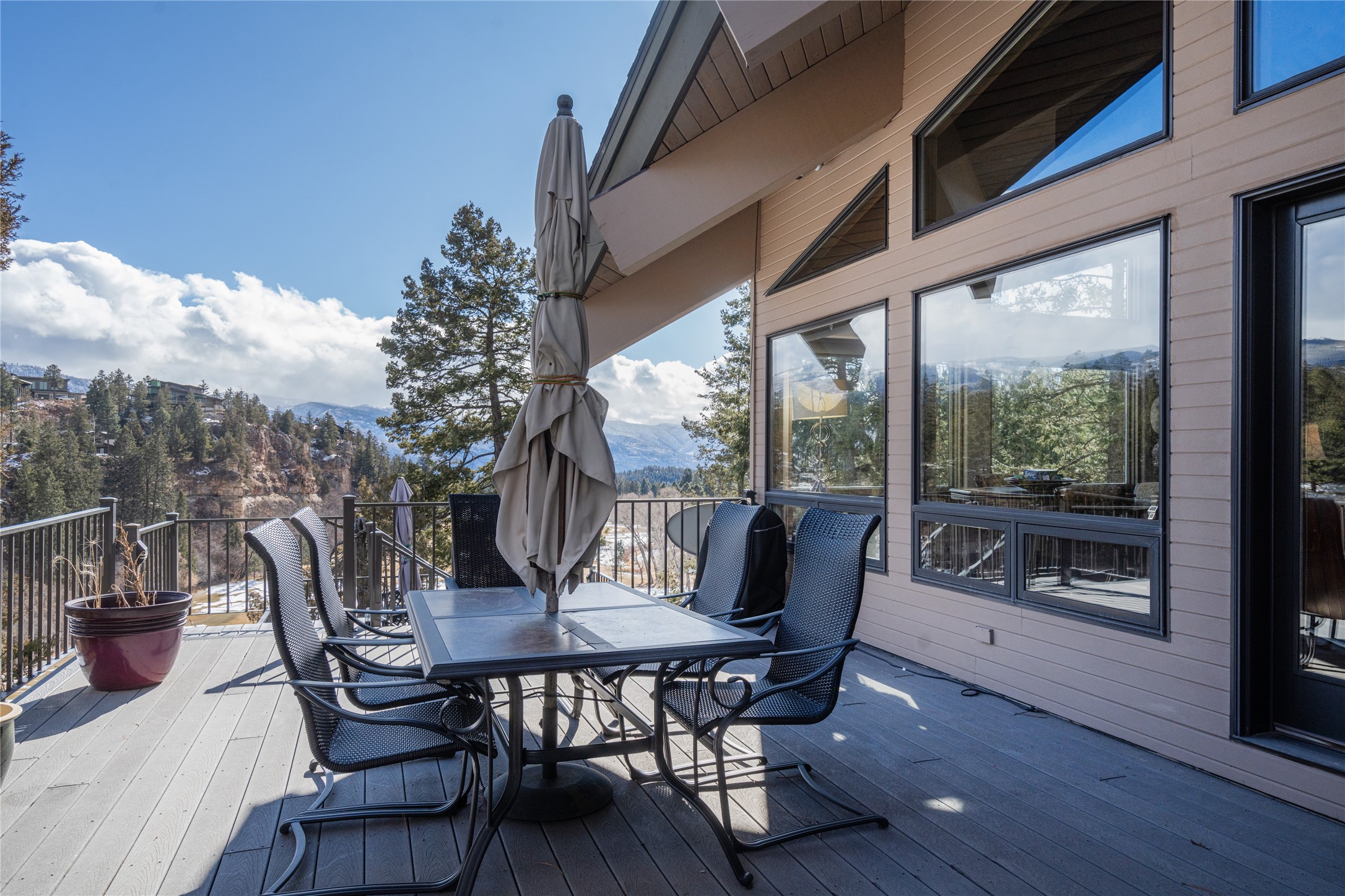 163 Peregrine Street