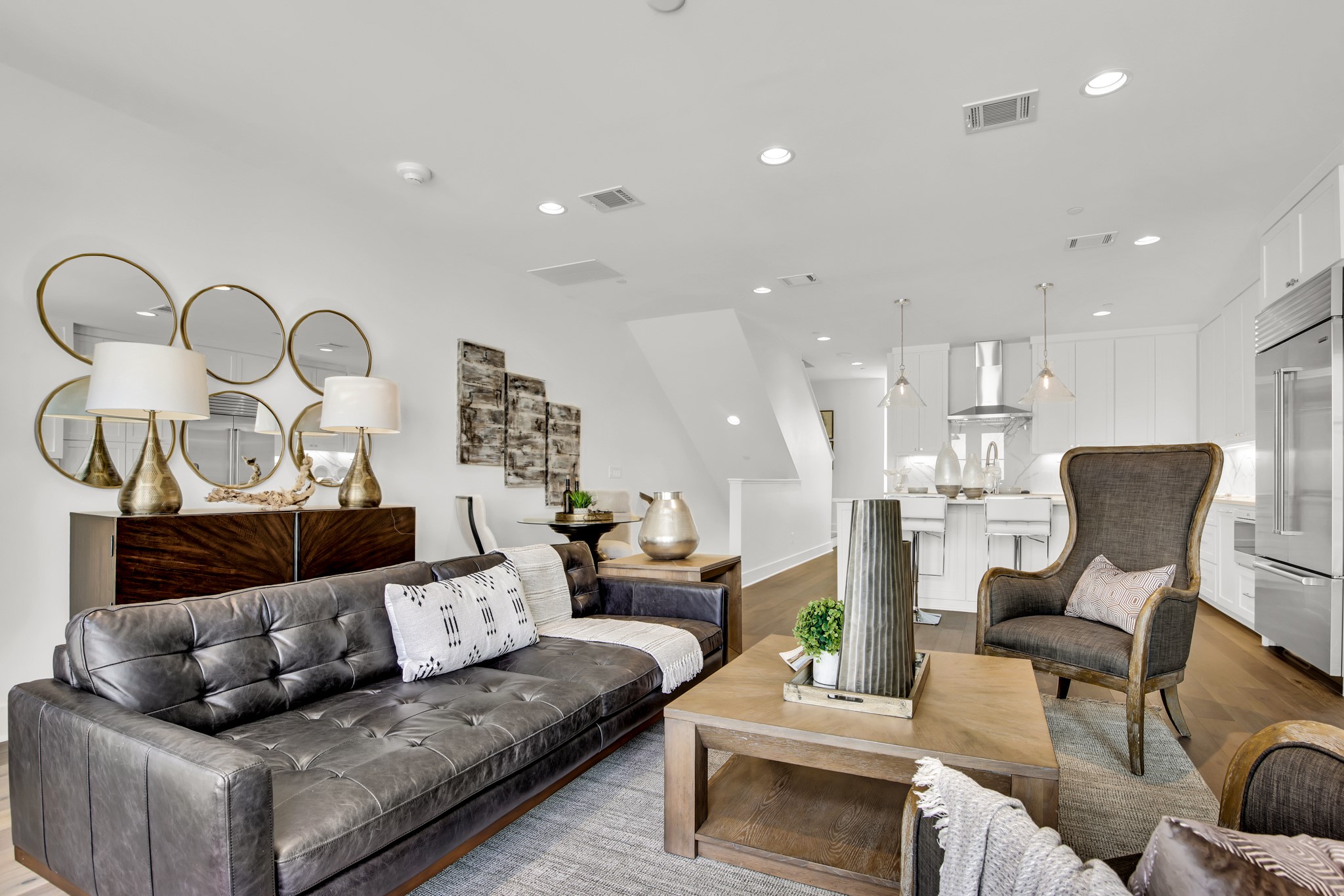 4116 University Boulevard B3