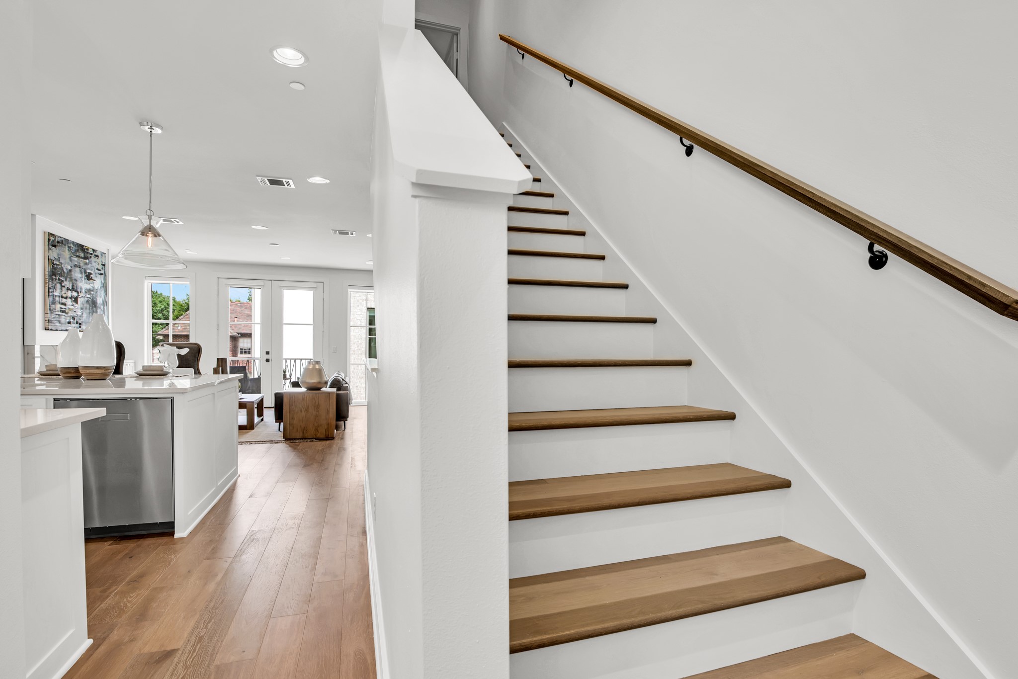 4116 University Boulevard B3