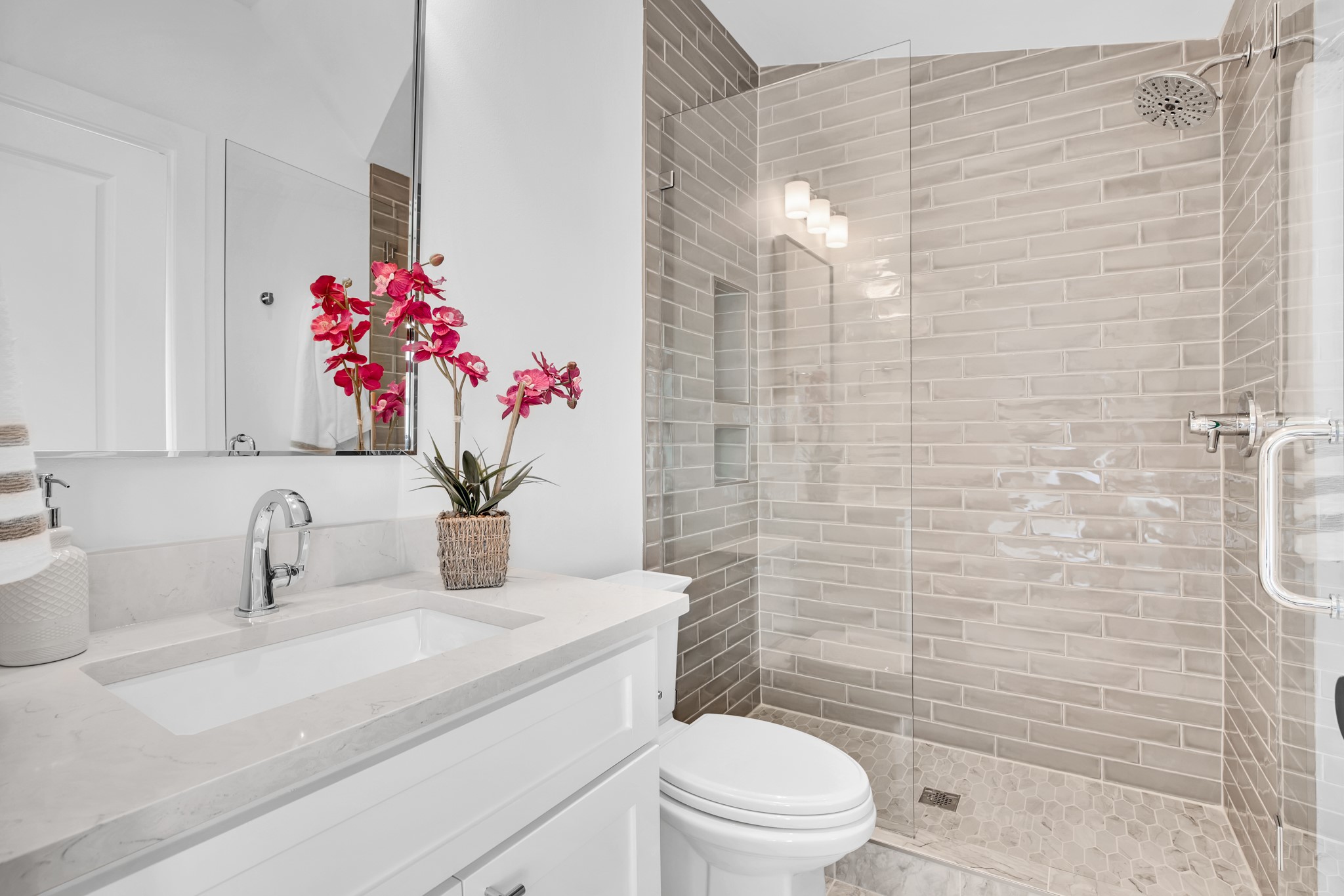 4116 University Boulevard B3