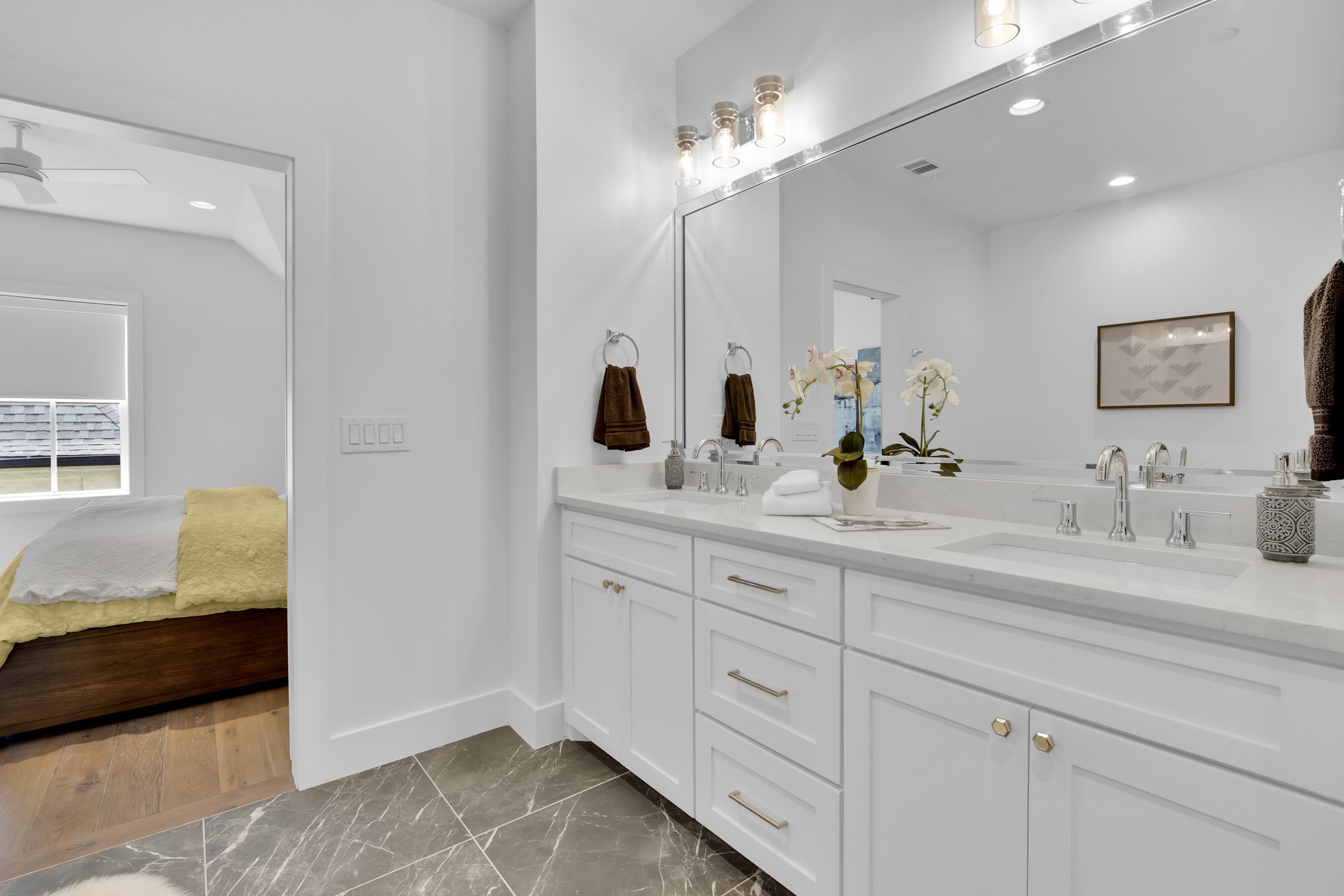 4116 University Boulevard B3