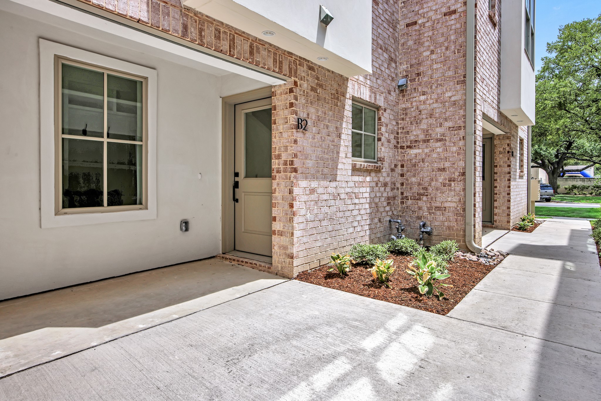 4116 University Boulevard B3