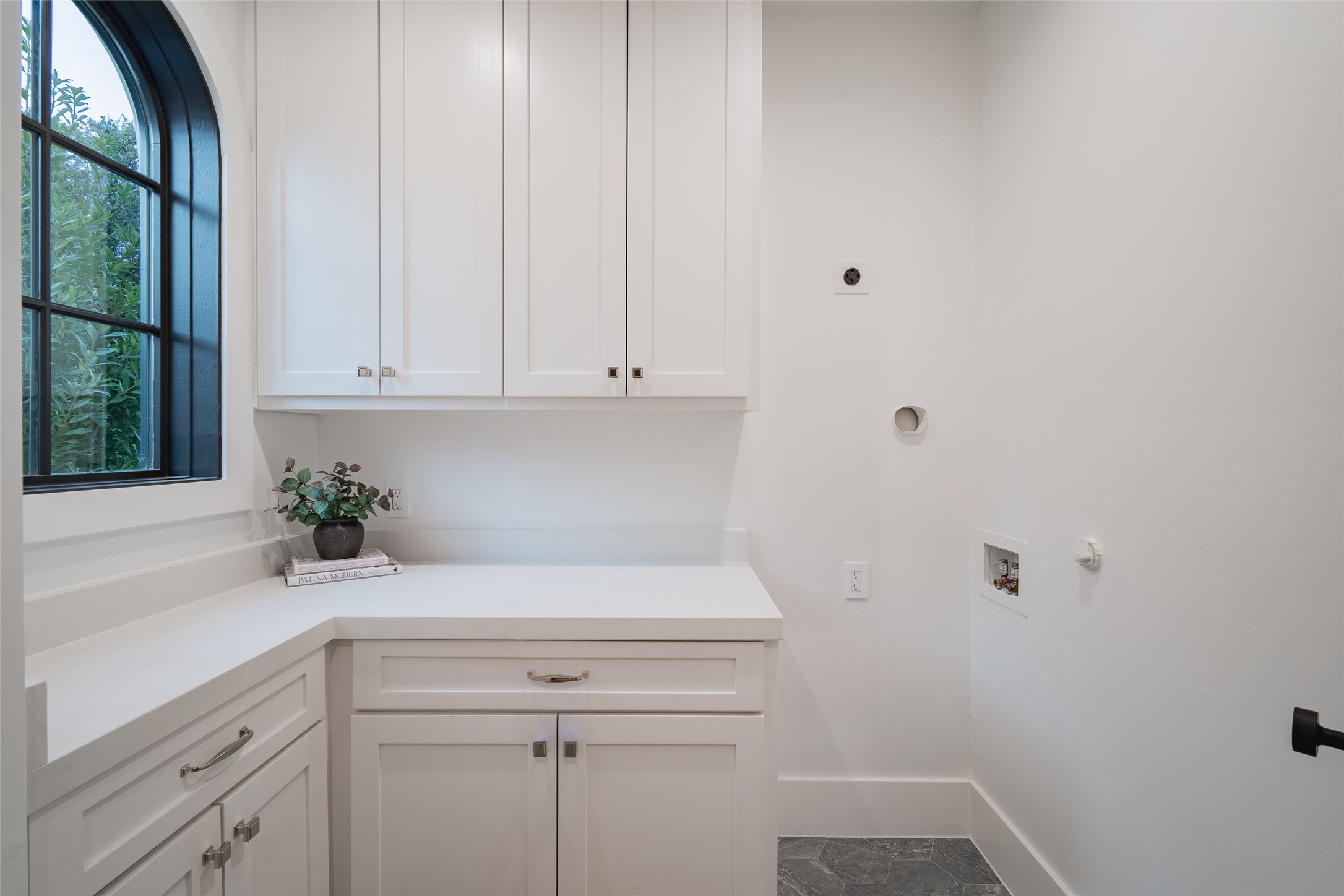 4529 Emerson Avenue 5