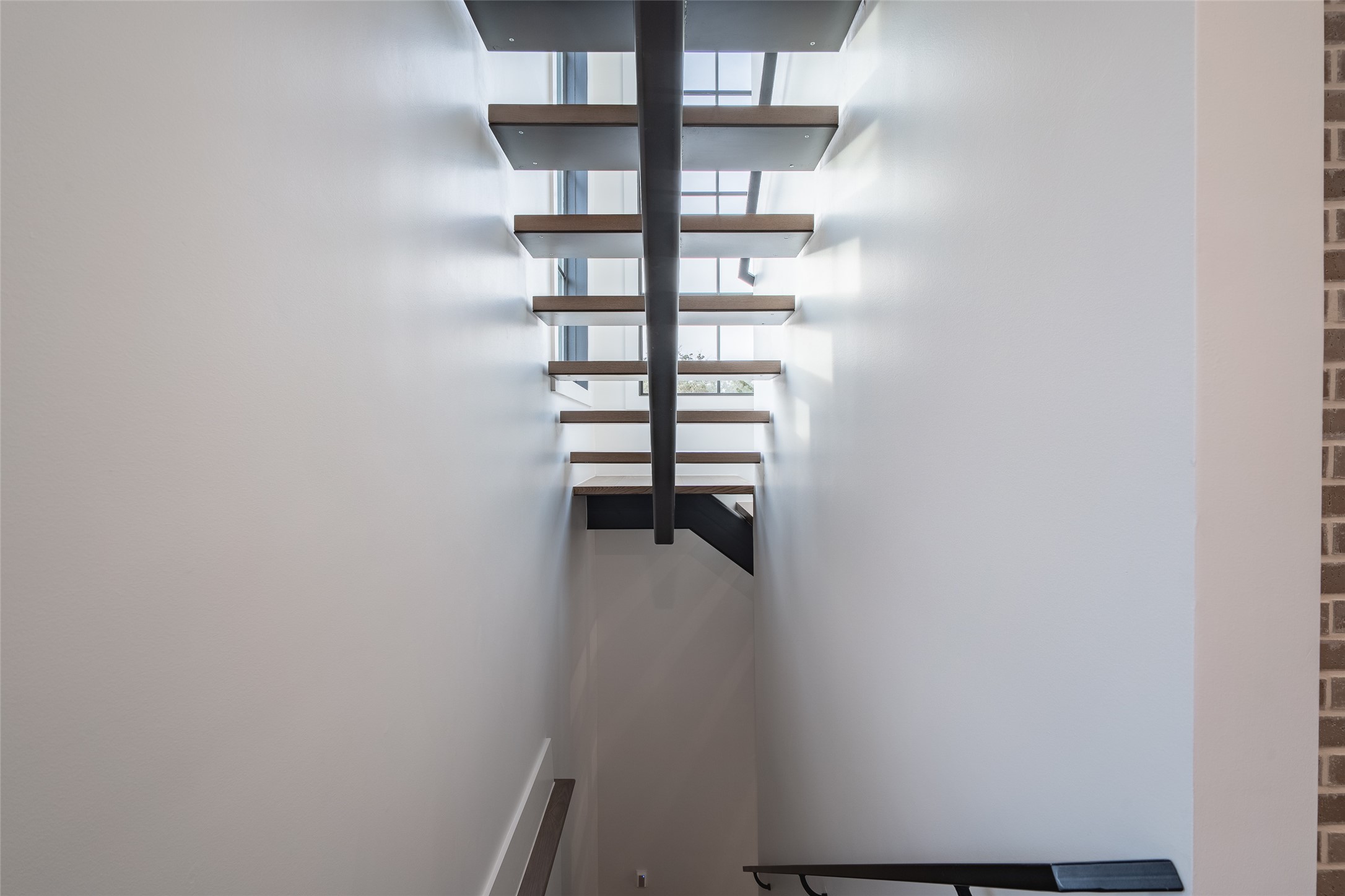 4529 Emerson Avenue 5