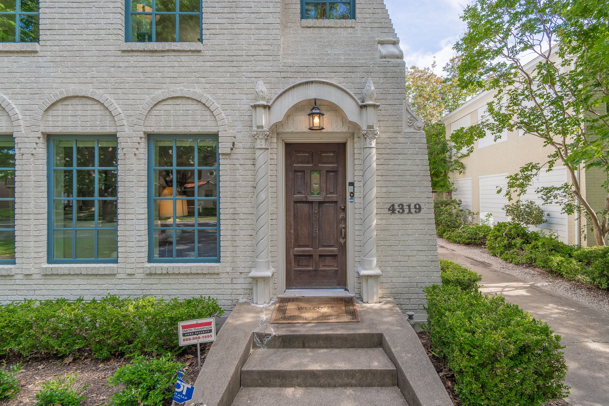 4319 Emerson Avenue