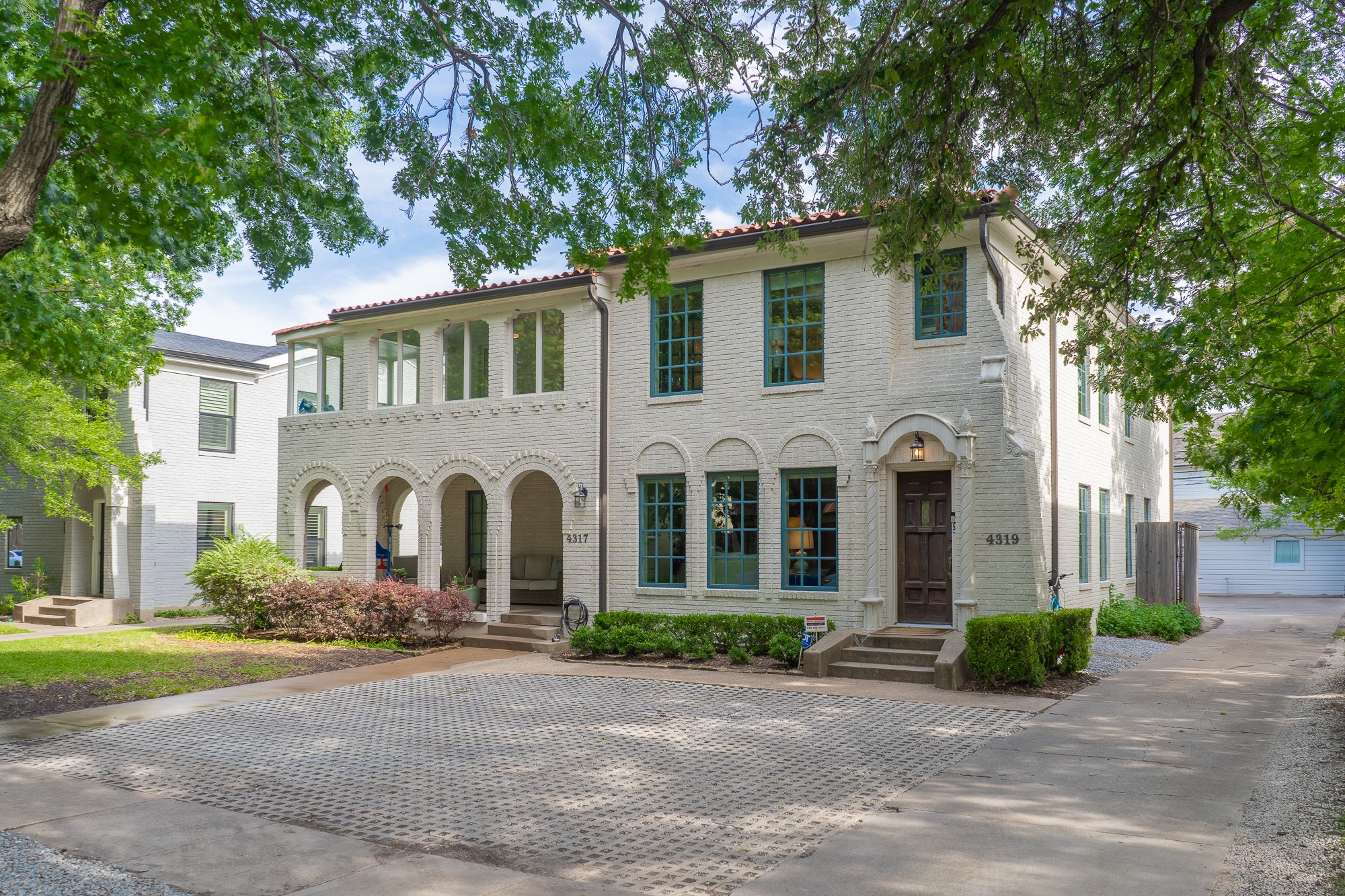4319 Emerson Avenue