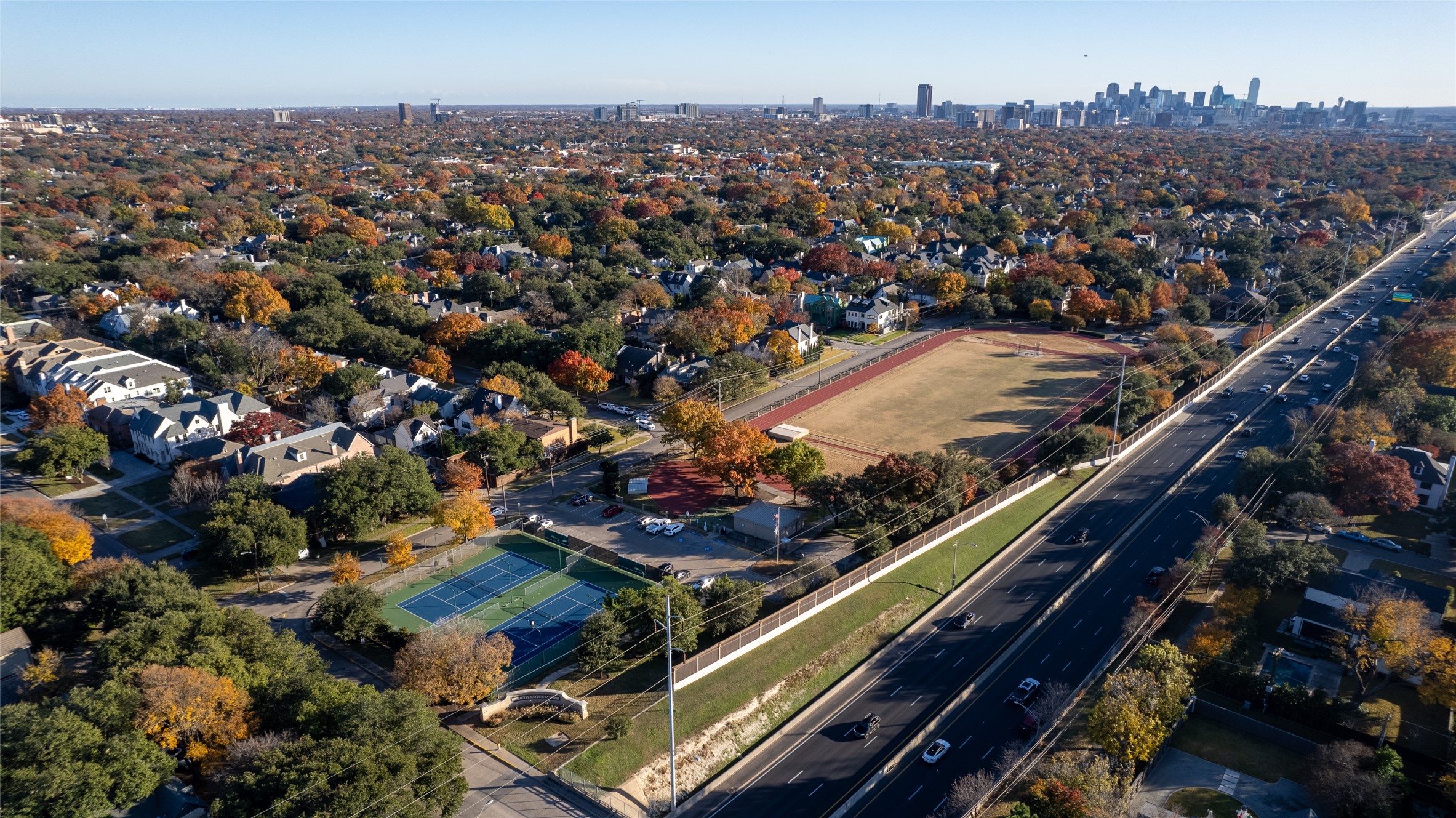 4525 Emerson Avenue 3L