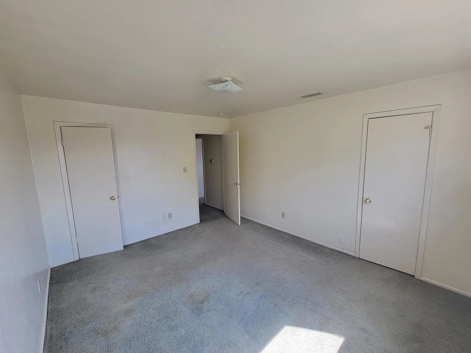 3002 Stanford Street