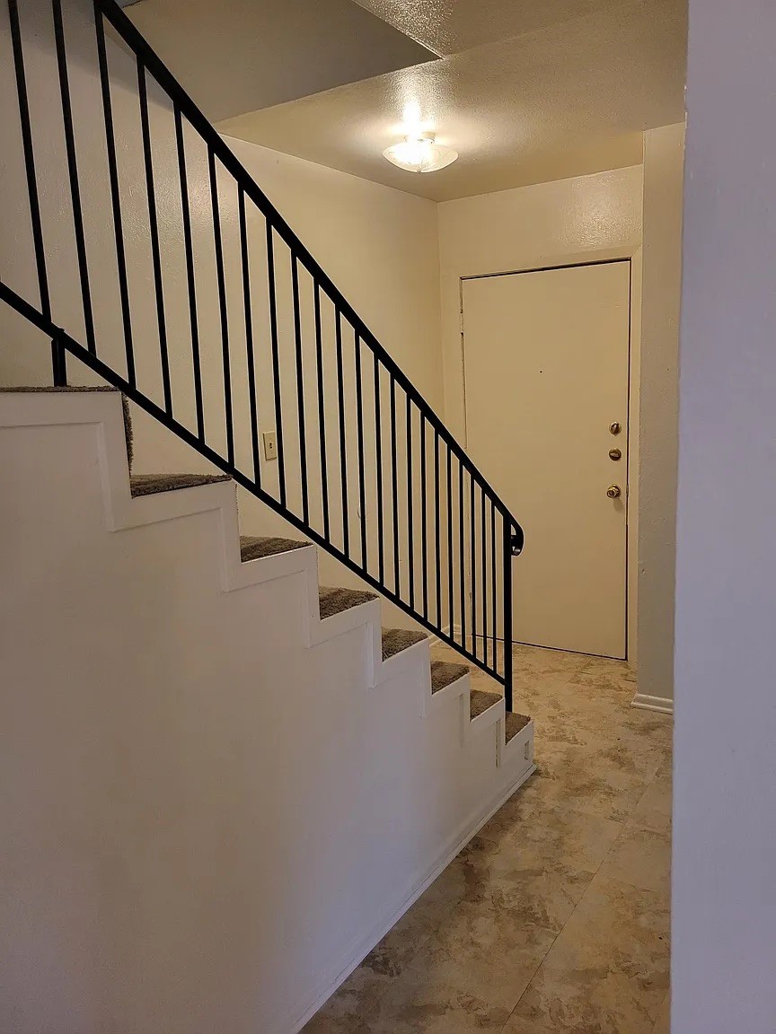 3002 Stanford Street