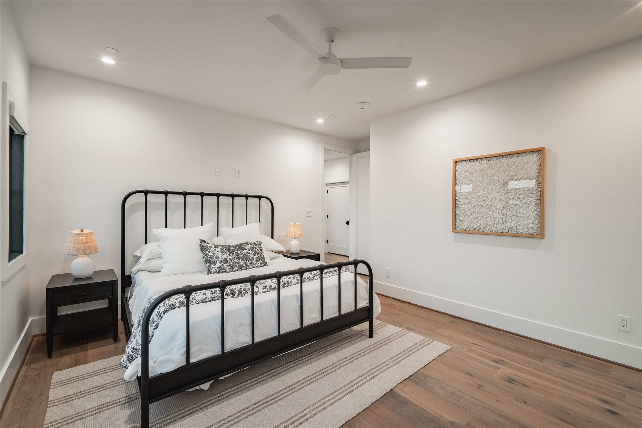 4525 Emerson Avenue 8