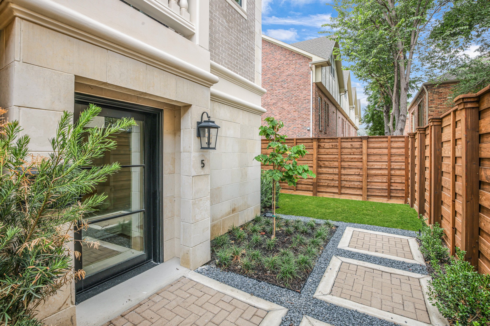 3428 Daniel Avenue 5L