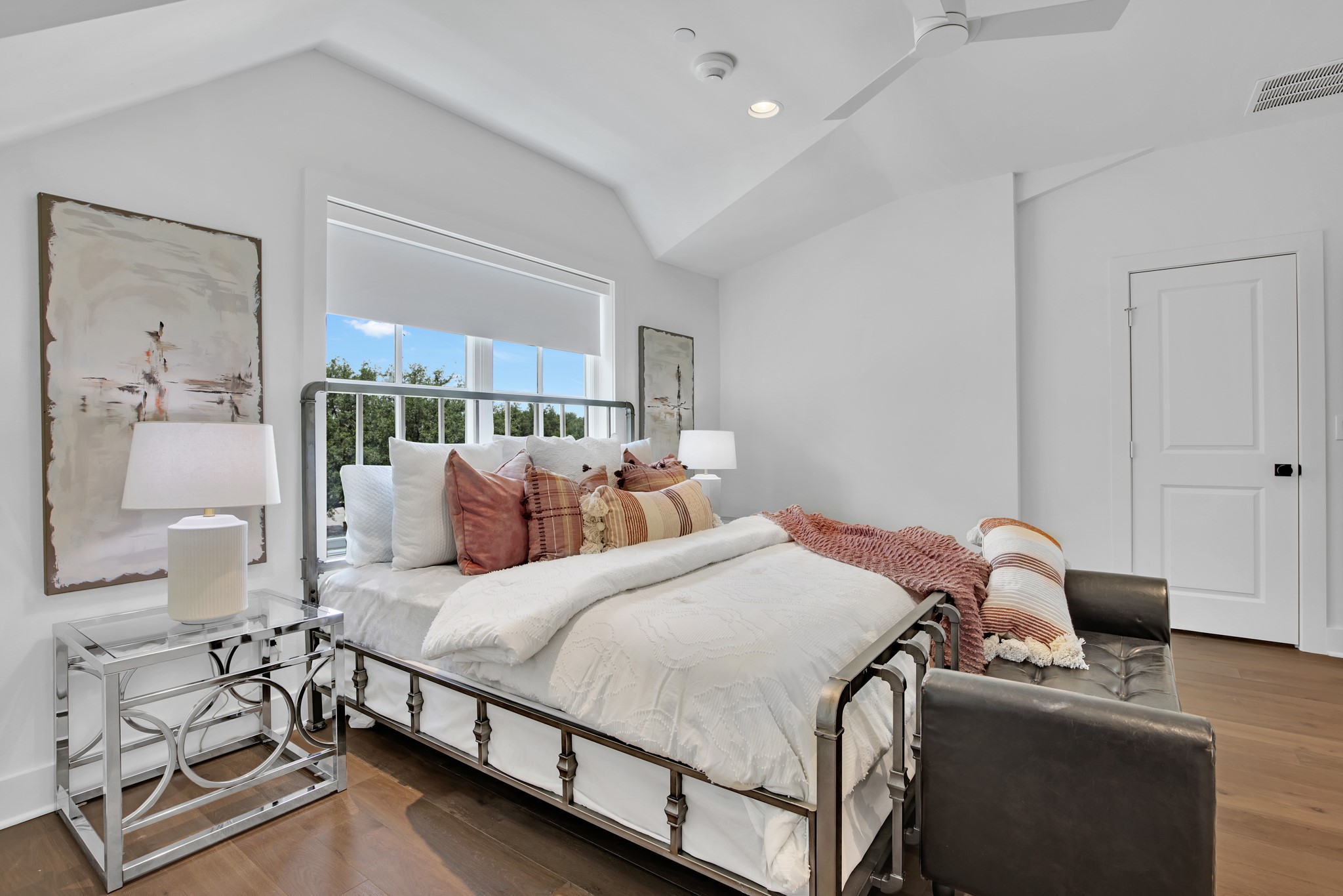 4116 University Boulevard A3