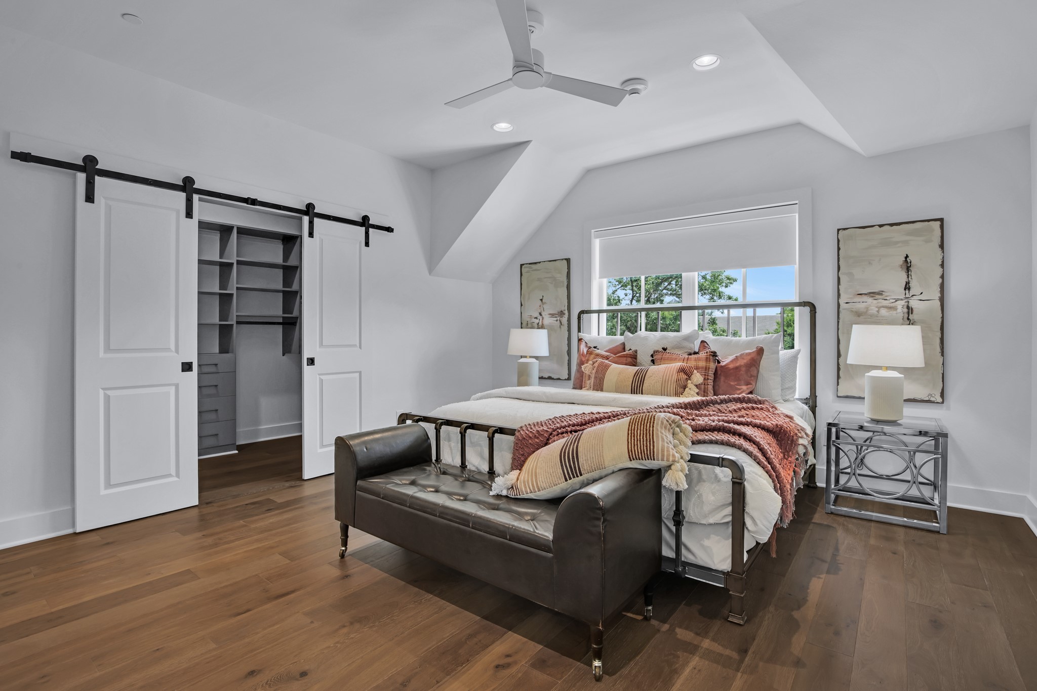 4116 University Boulevard A3