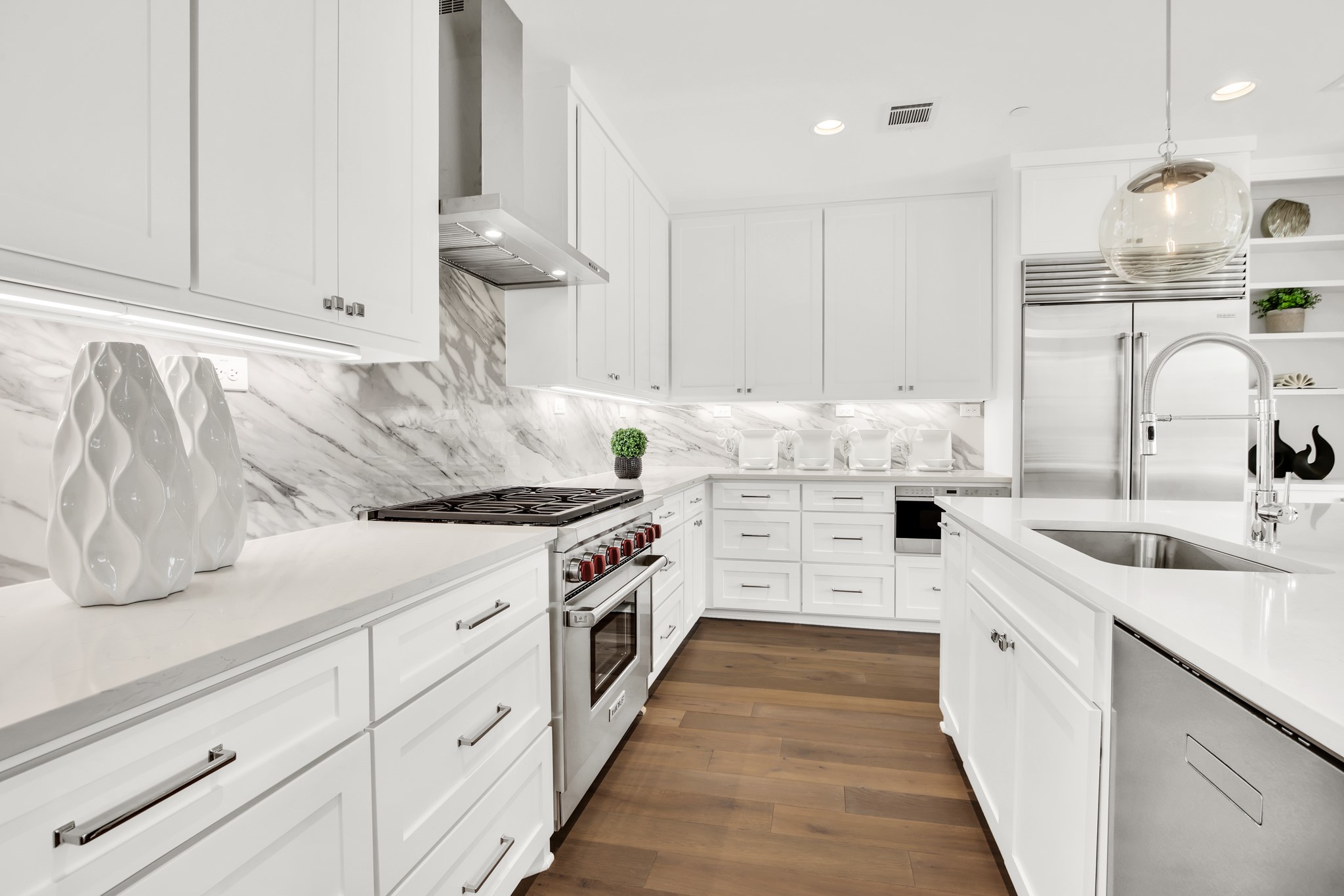 4116 University Boulevard A3