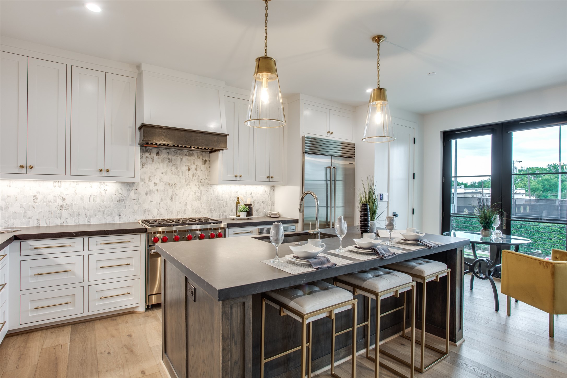 4112 Druid Lane 7
