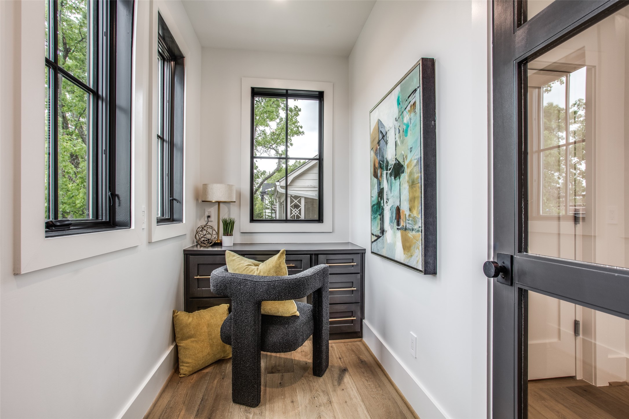 4112 Druid Lane 7