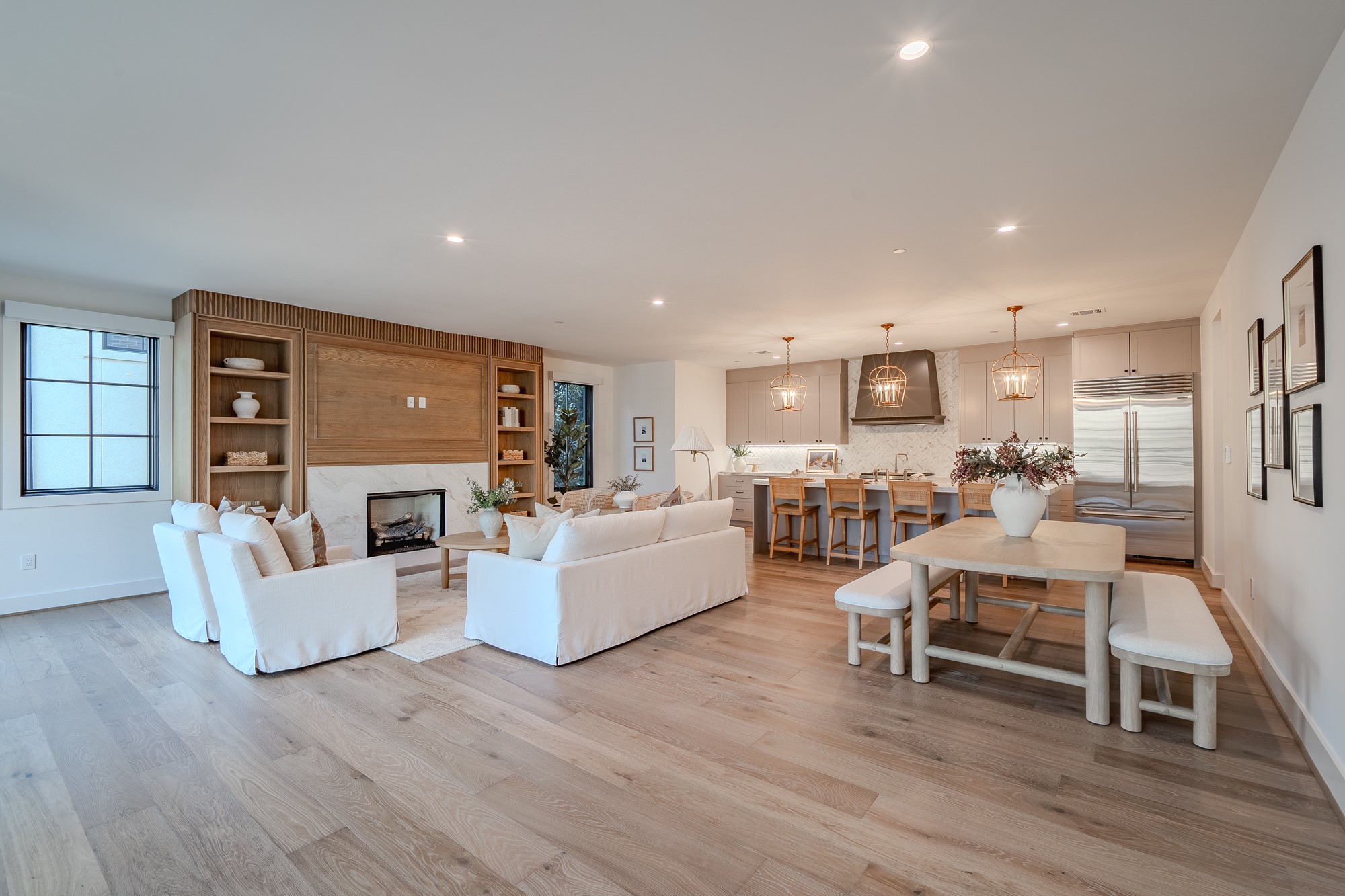 4128 University Boulevard 5