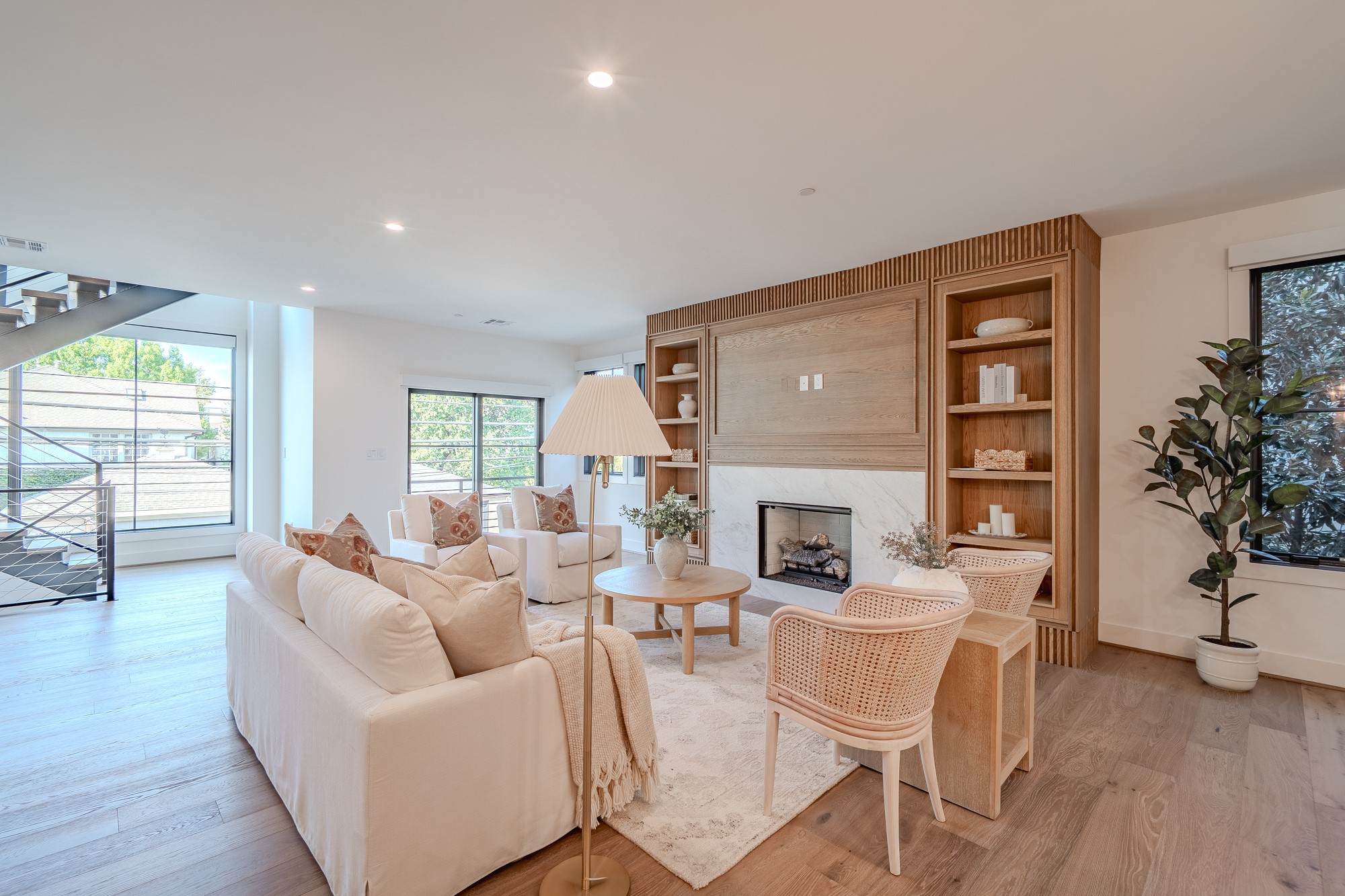 4128 University Boulevard 5