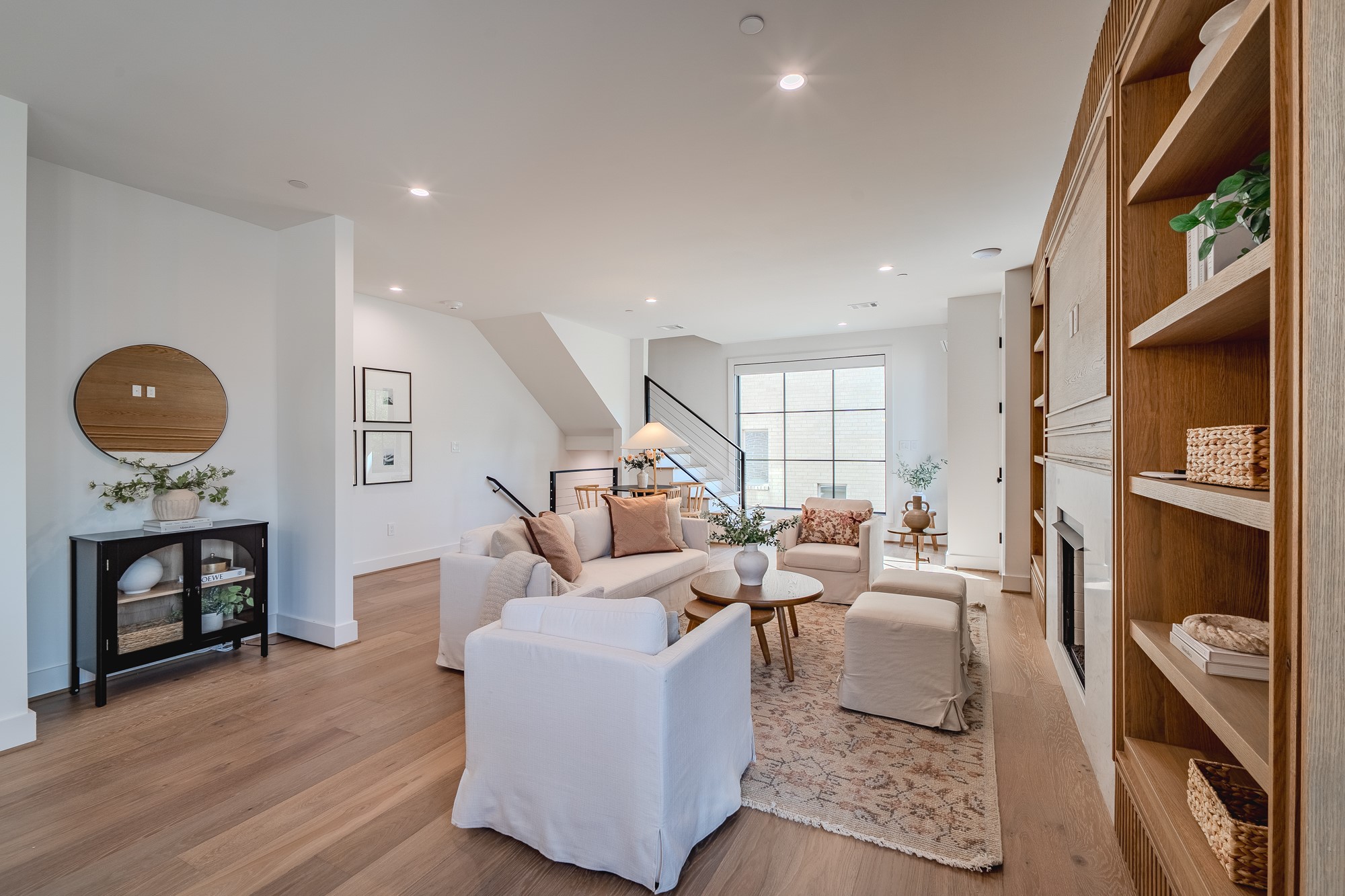 4128 University Boulevard 4