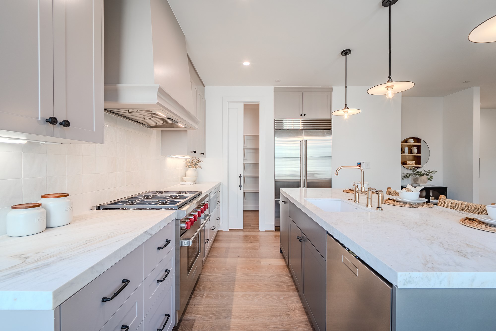 4128 University Boulevard 4