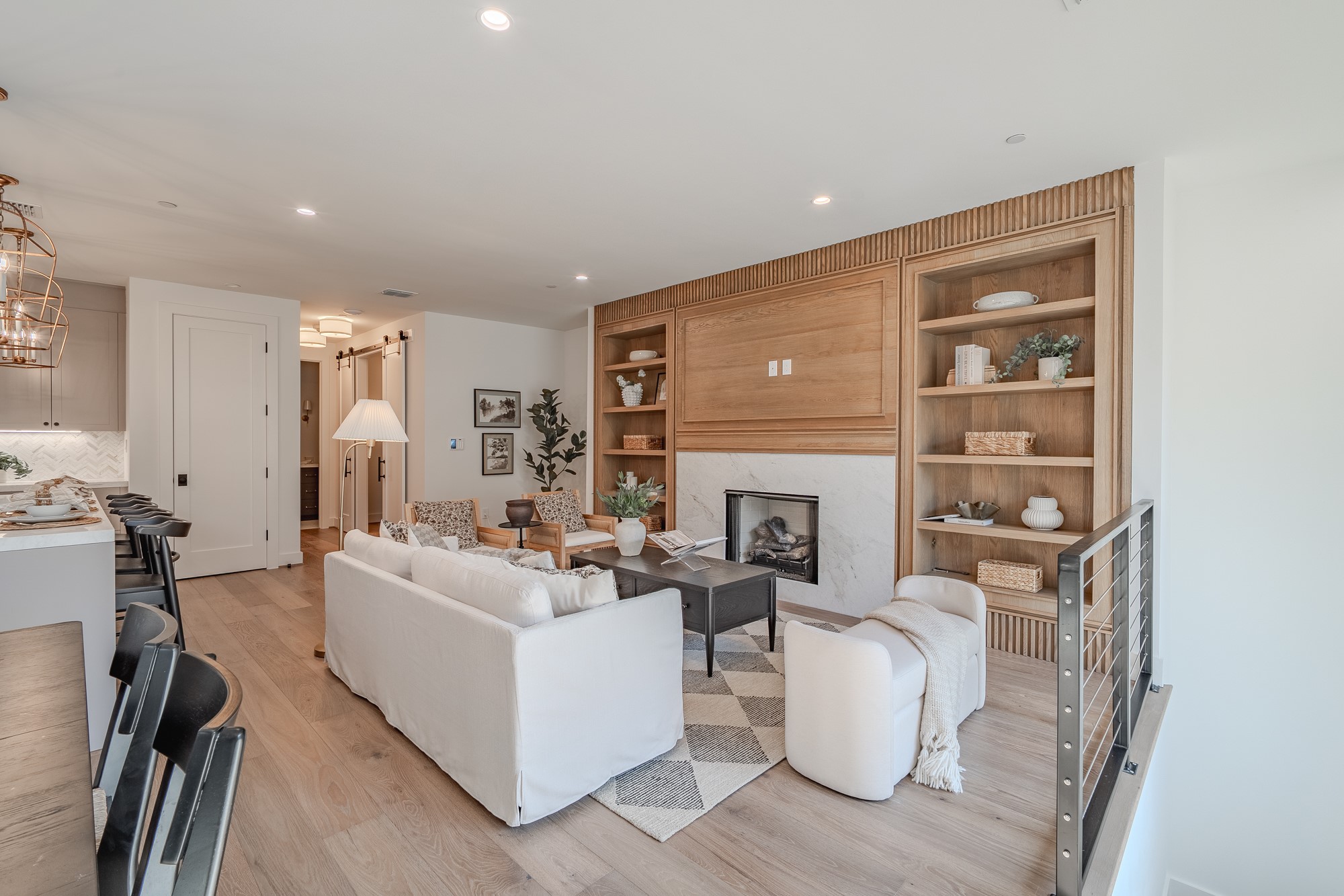 4128 University Boulevard 2