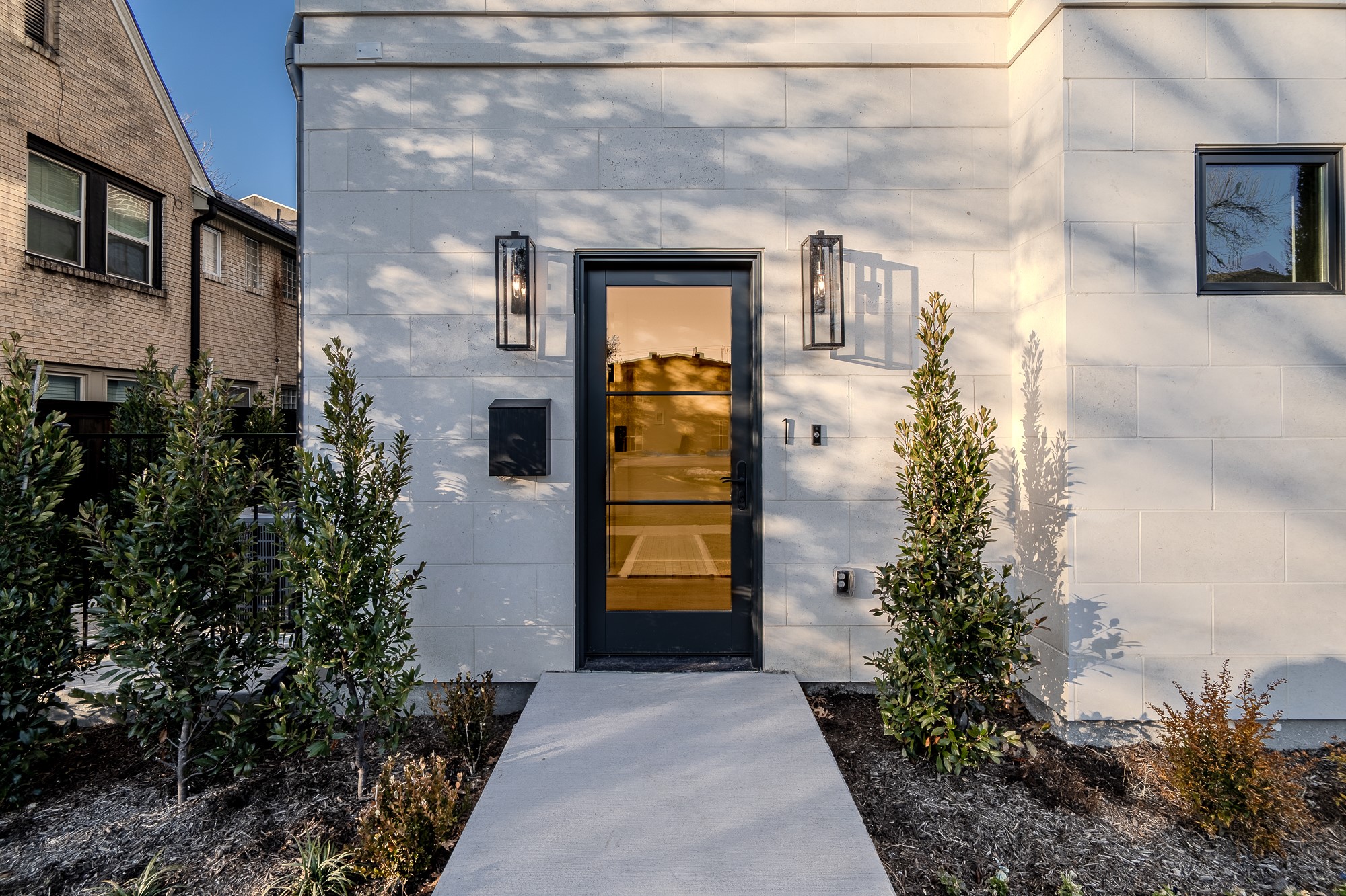 4114 Emerson Avenue 1