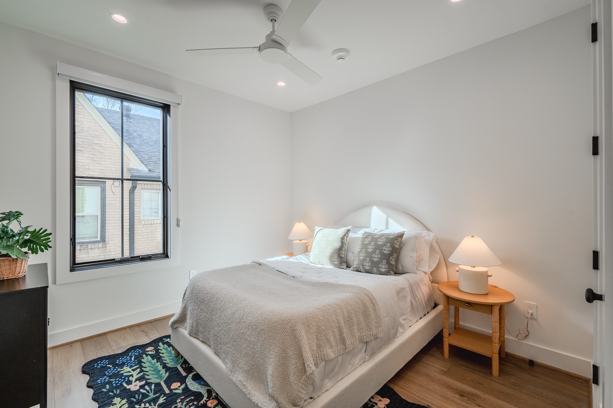 4114 Emerson Avenue 1