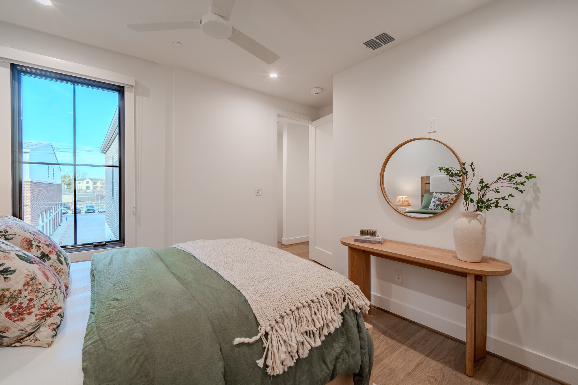 4114 Emerson Avenue 6