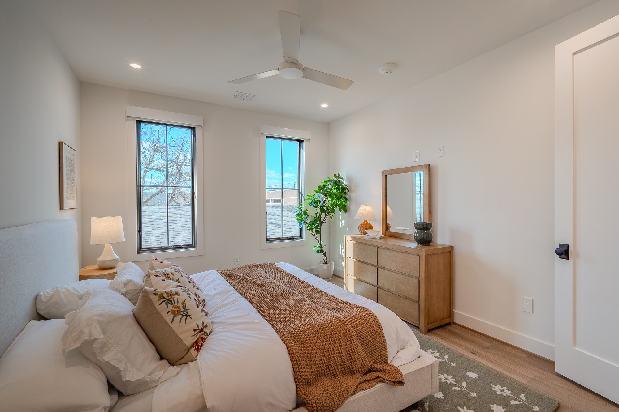 4114 Emerson Avenue 3