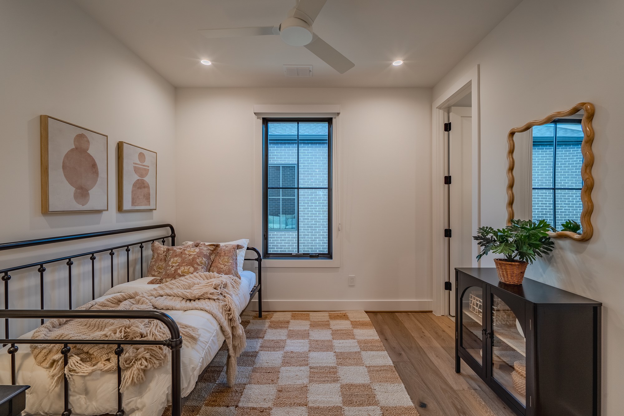 4114 Emerson Avenue 3