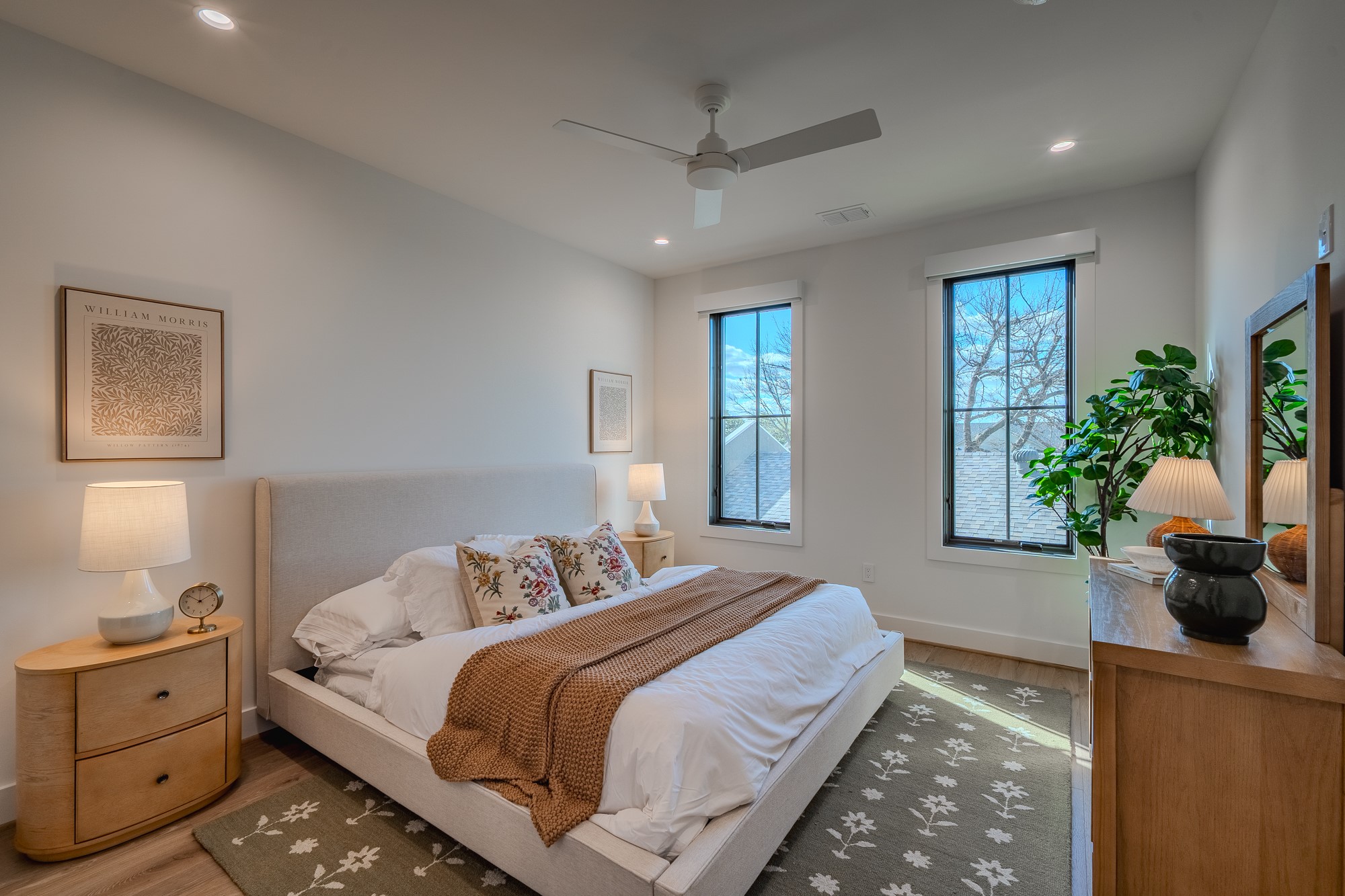 4114 Emerson Avenue 3